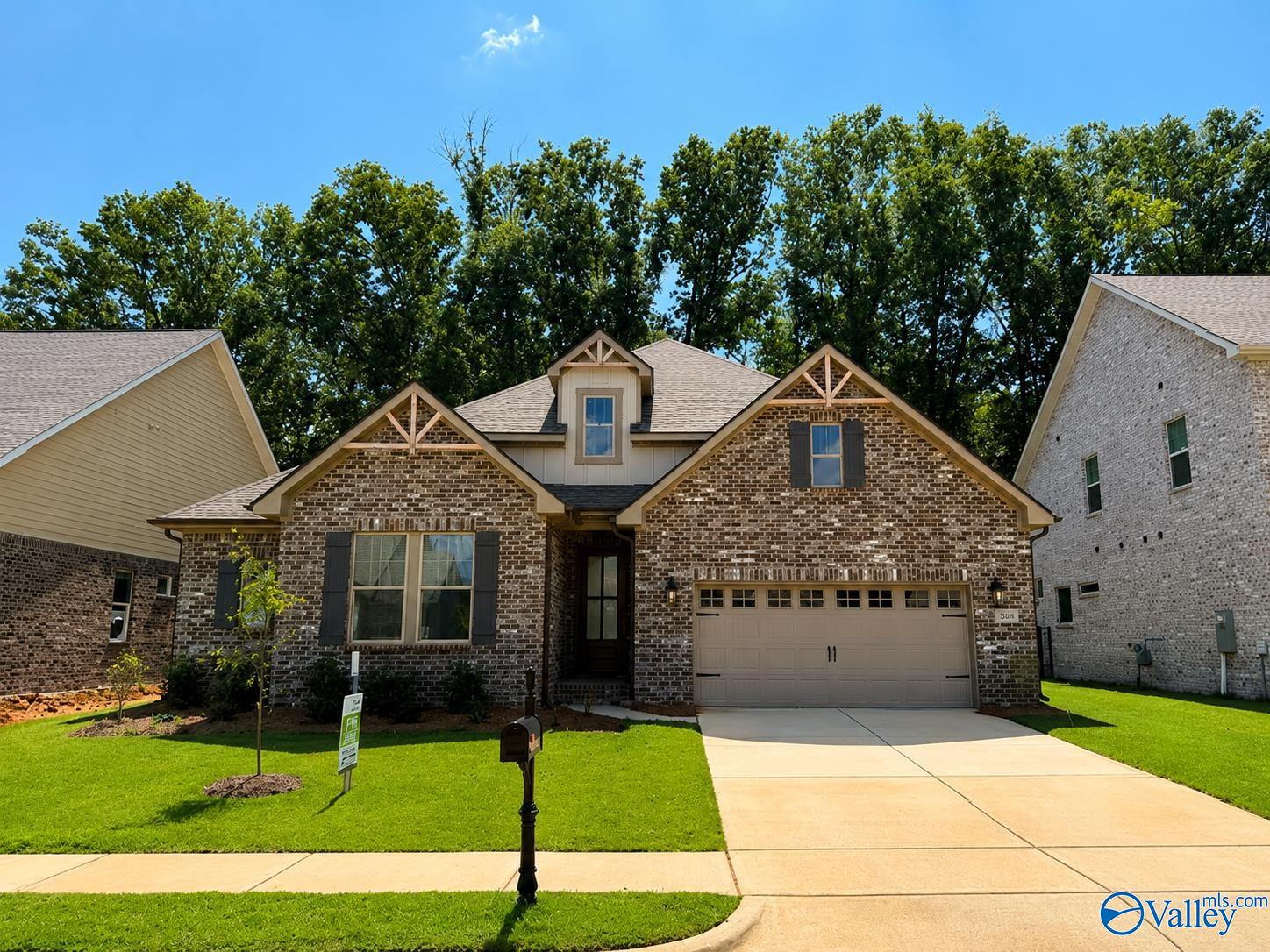 2115 Bloomfell Bend — photo