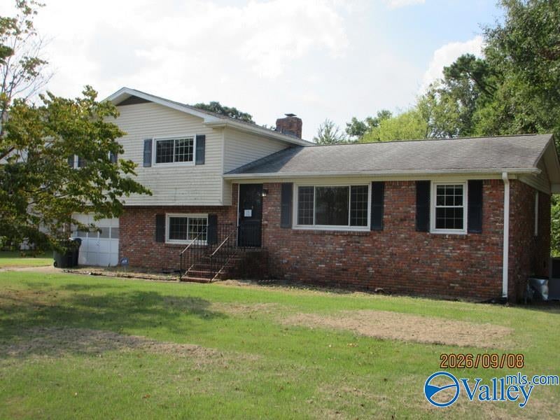 2111 Edinburgh Drive SW — photo