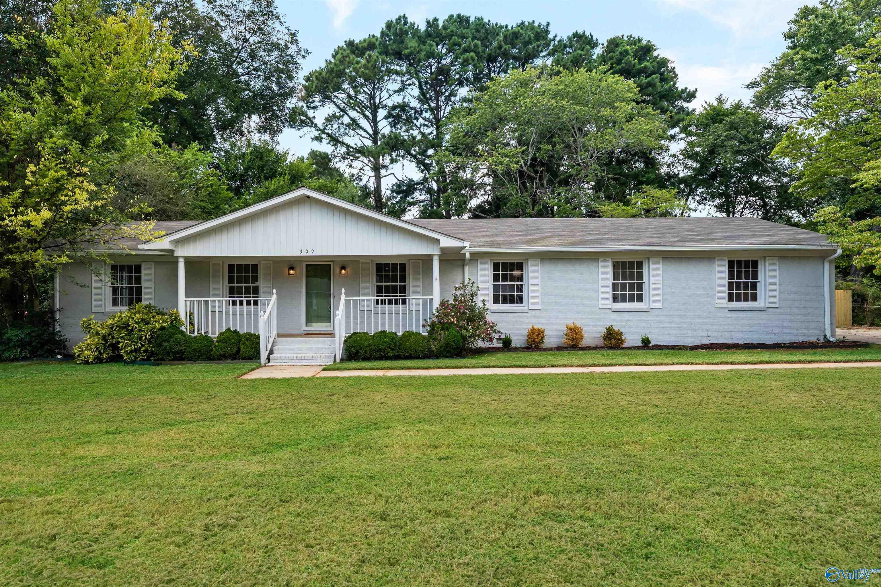 309 Maplewood Drive — photo