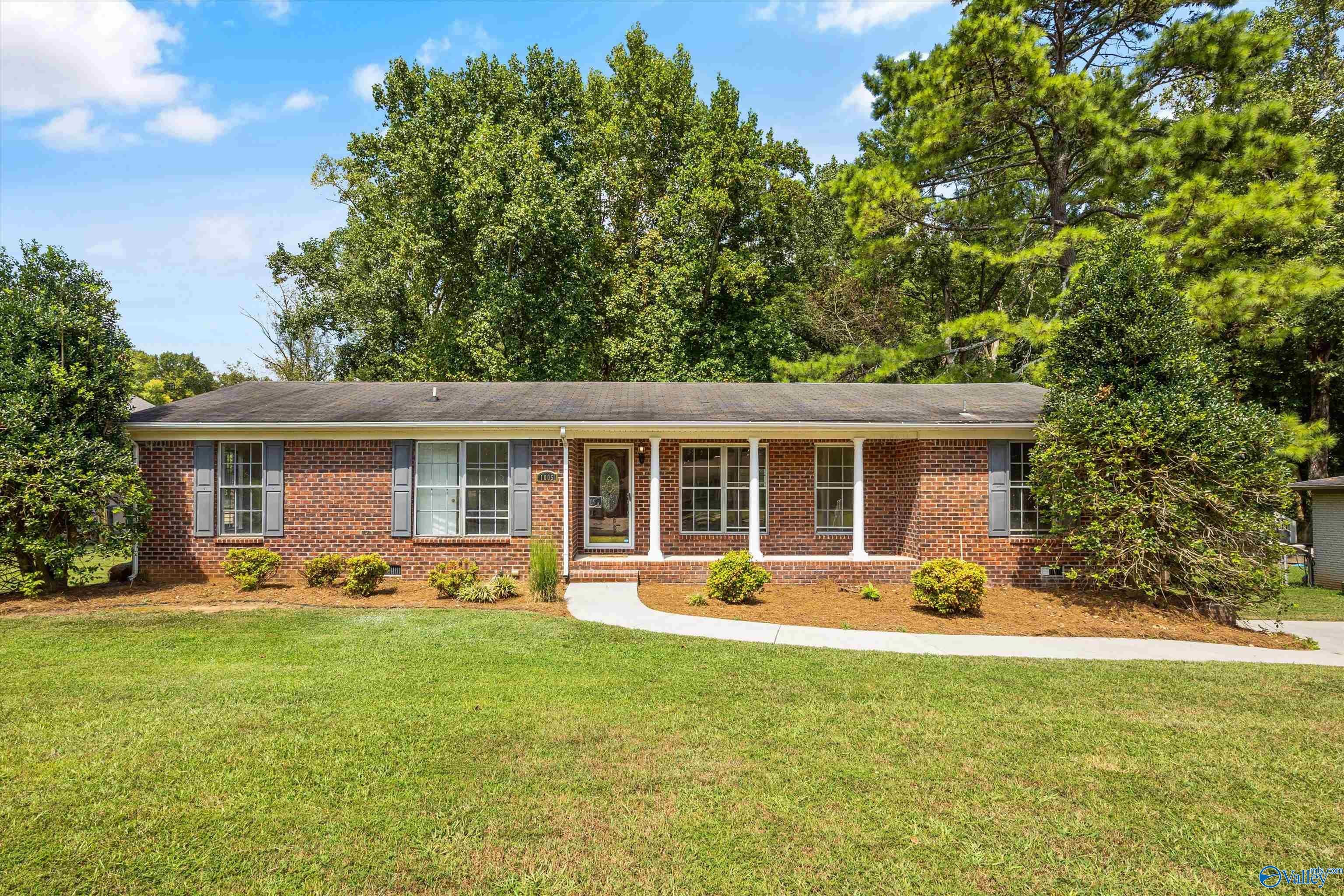 1005 Princeton Drive — photo