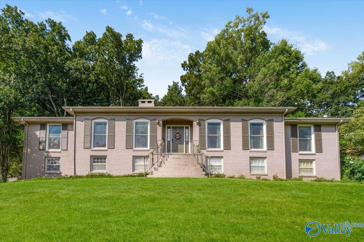 2604 Fanelle Circle — photo
