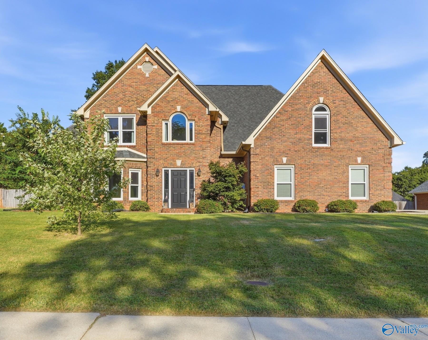 3308 Cedarhurst Drive SW — photo
