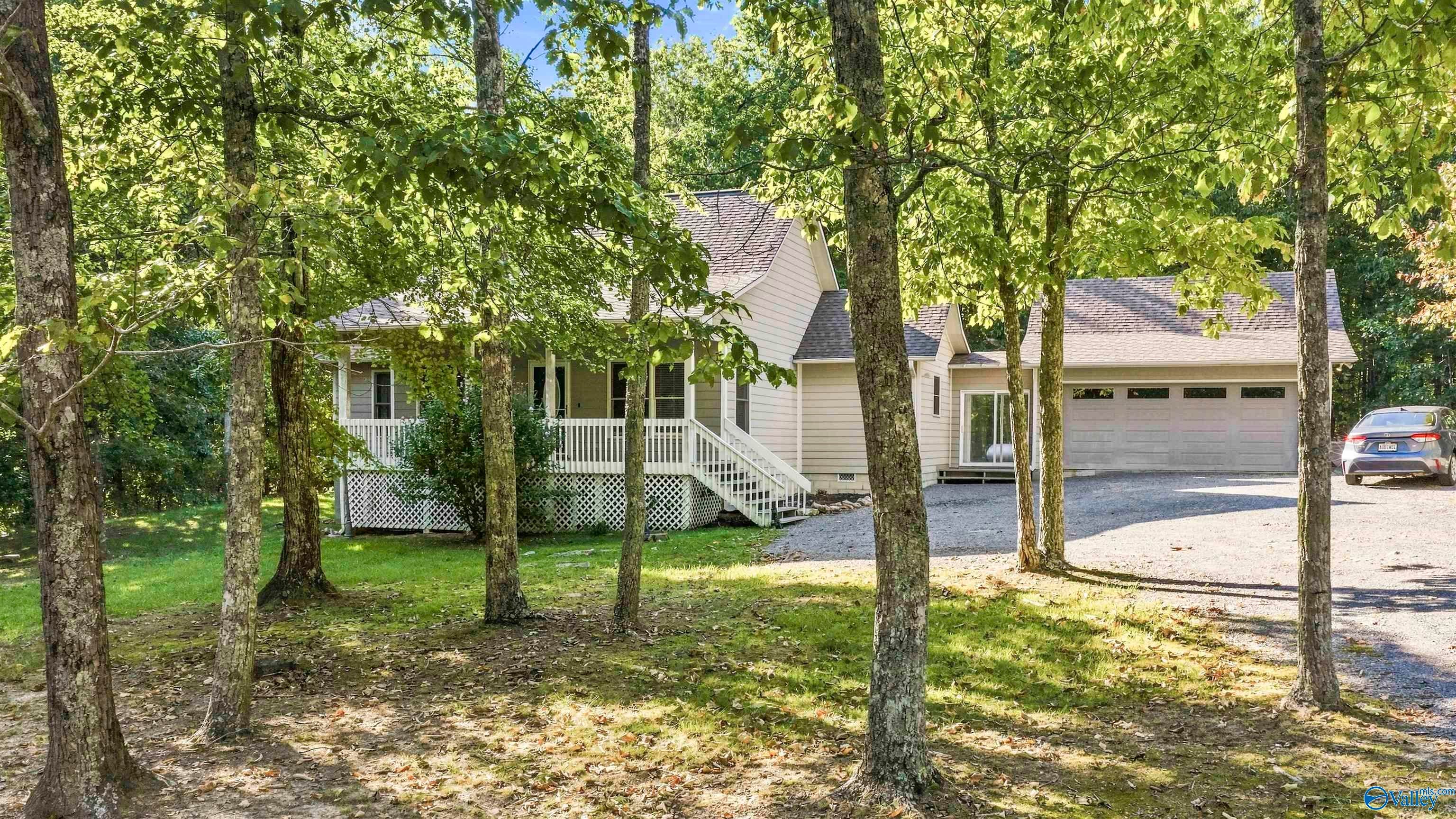 5528 County Road 106 — photo