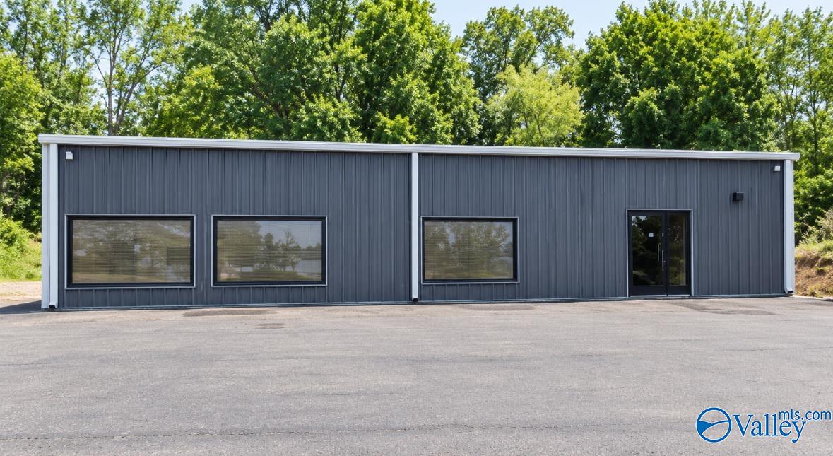 704 Miller Street — photo