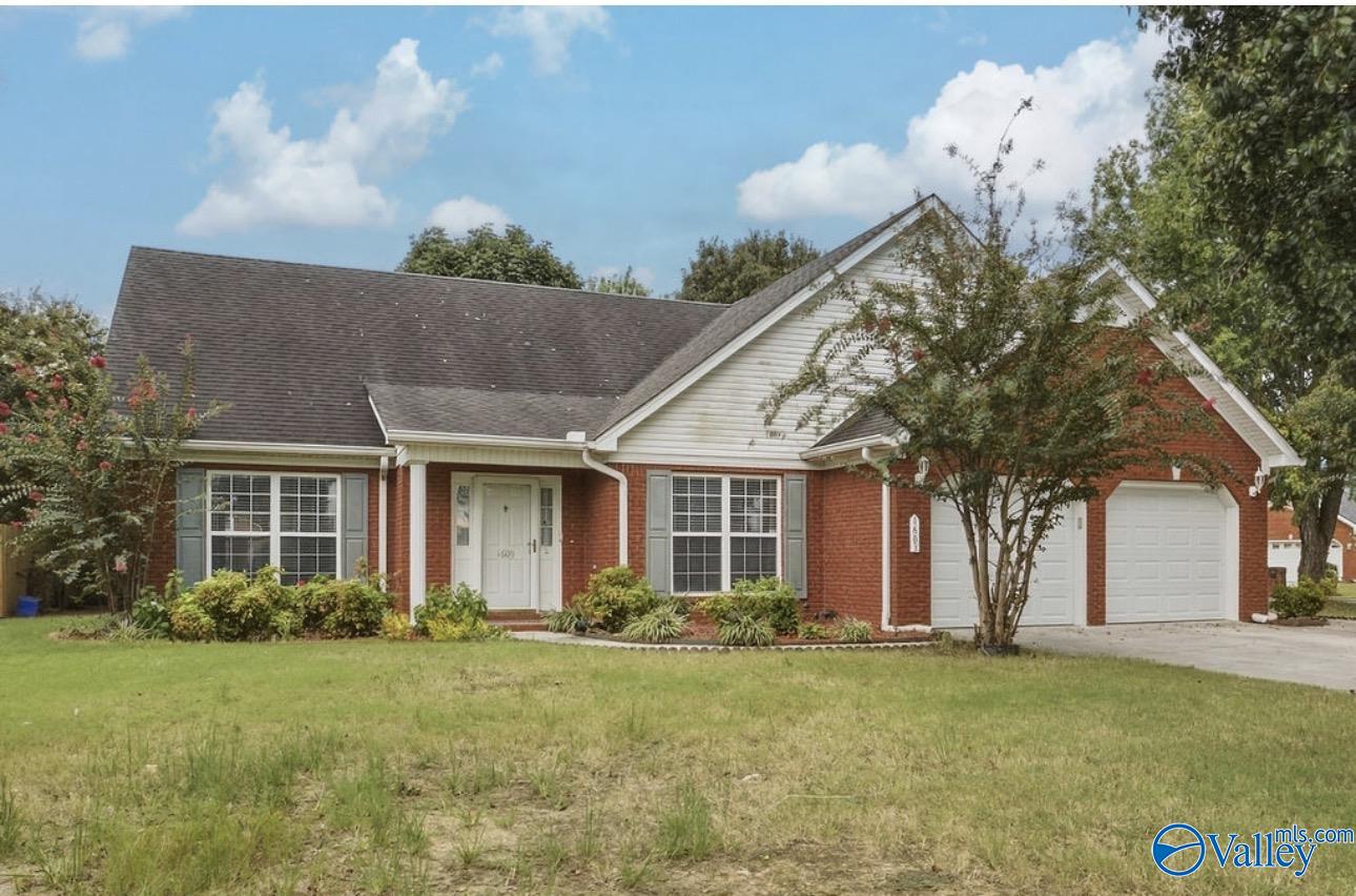 1605 Lake Pointe Drive SW, Decatur, AL 35603 — photo 3