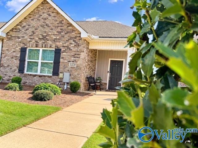 3229 McClellan Way — photo
