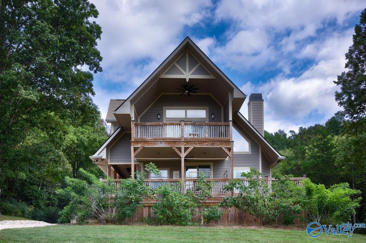 931 Indian Creek Road — photo