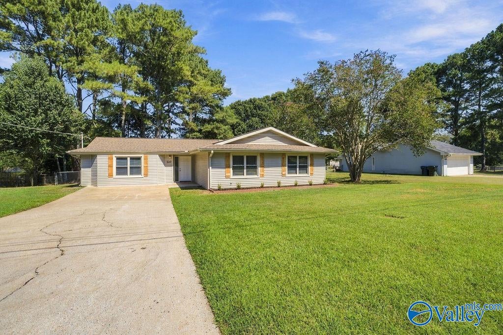 127 Eldorado Drive — photo