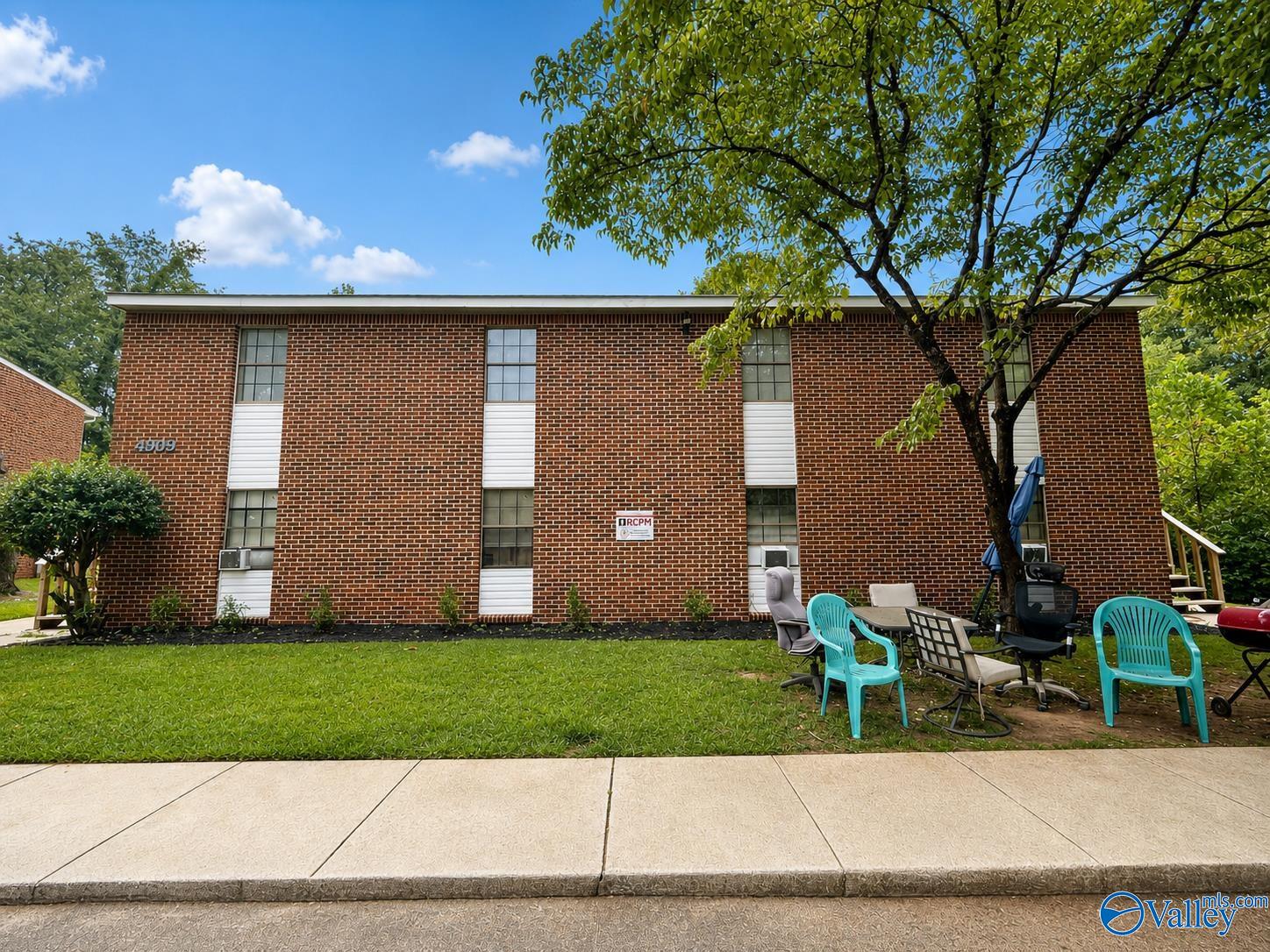 4909 NW Cotton Row C — photo