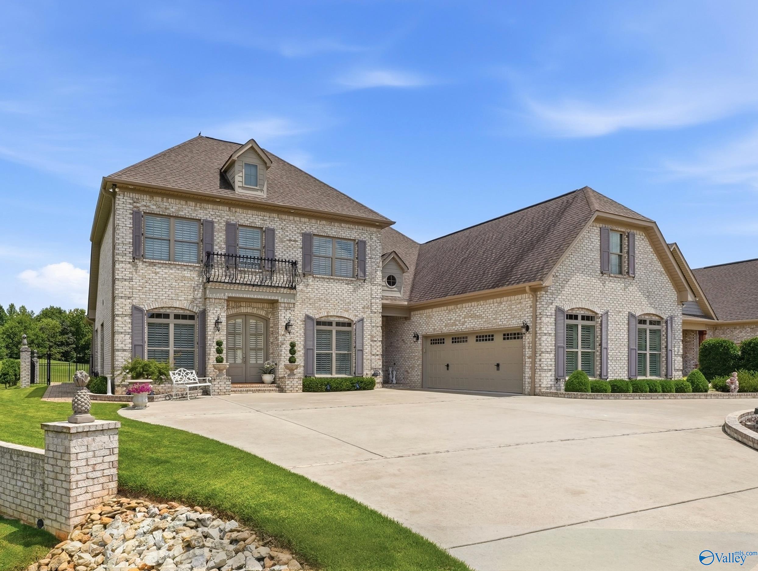 13728 Plainfield Drive — photo