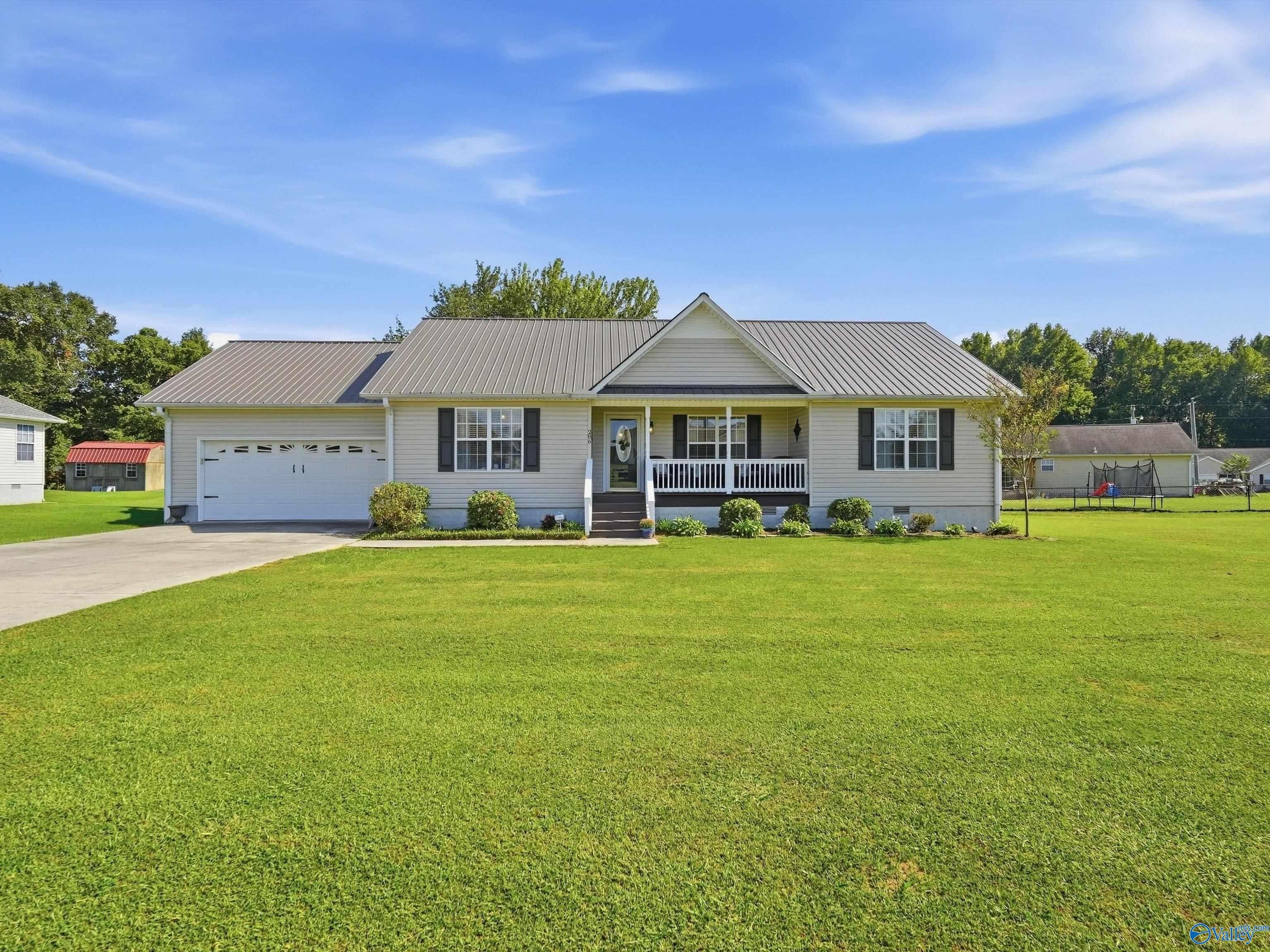 286 Land Circle — photo