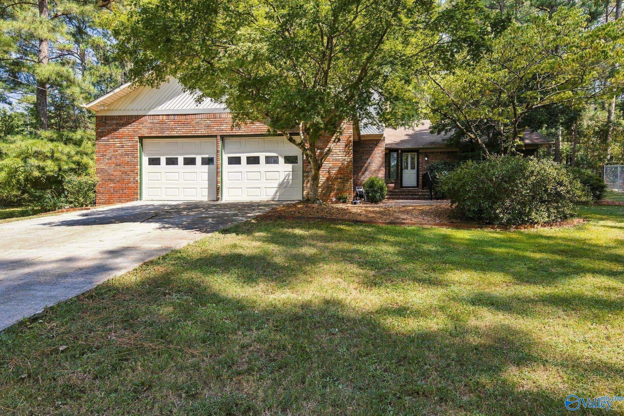 4410 Dogwood Drive SW — photo