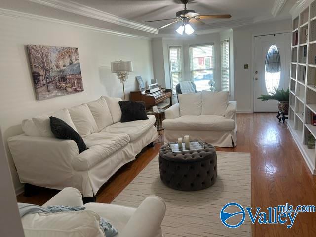1505 Forestview Drive SW — photo