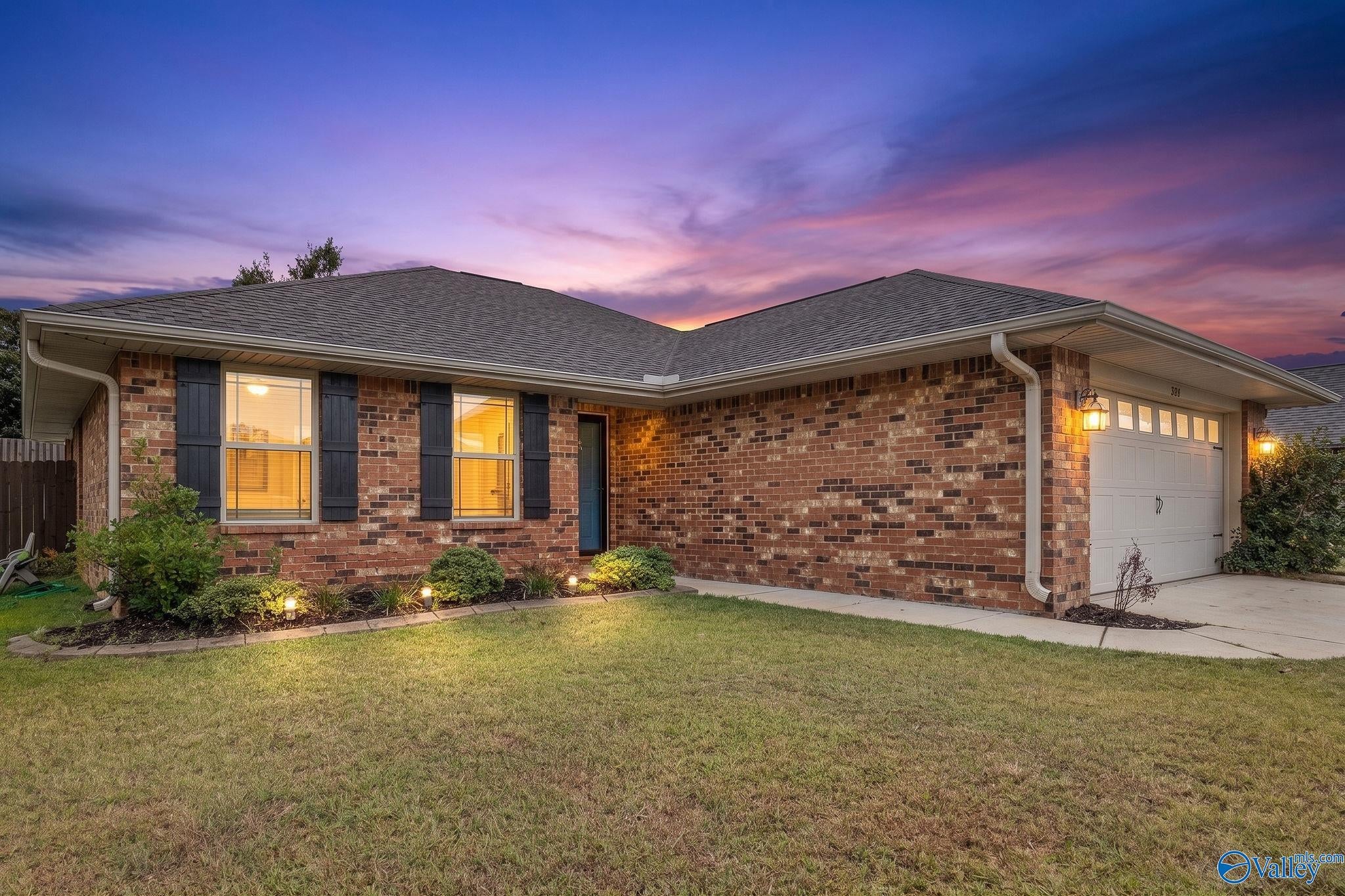 15772 NW Coach House Court — photo
