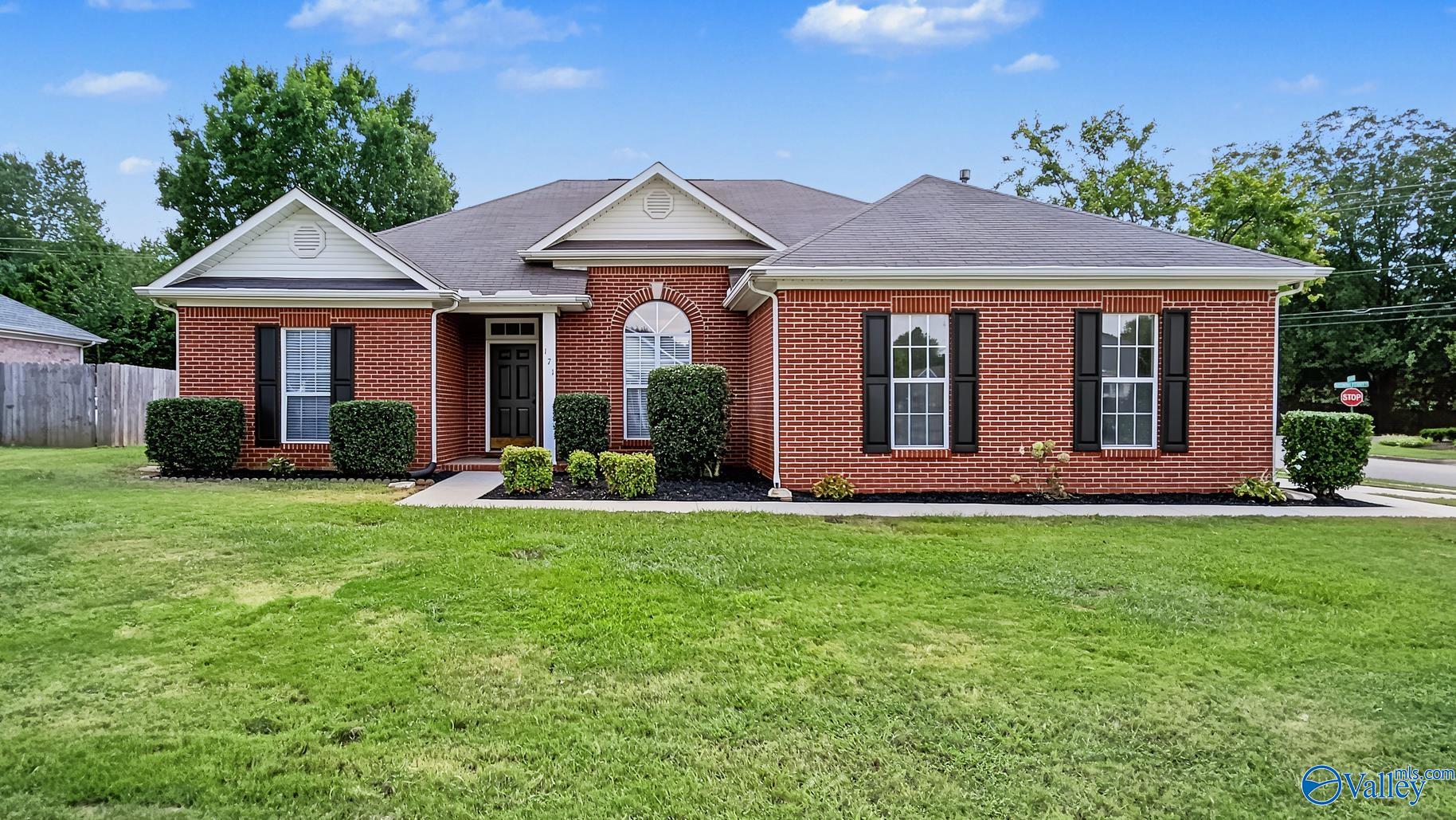 171 Garden Brook Drive — photo