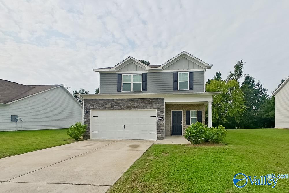 1044 Pilgrim Lane — photo