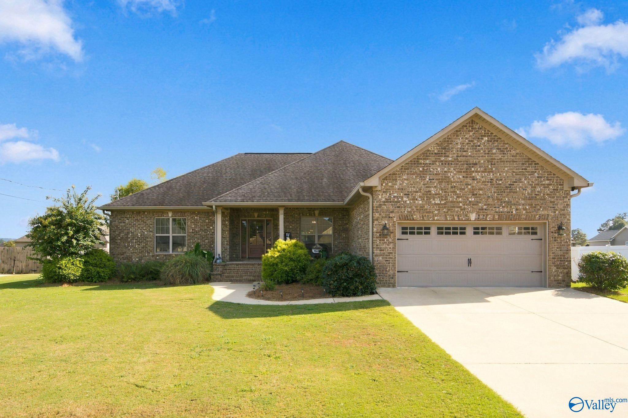 135 Cottonwood Circle — photo