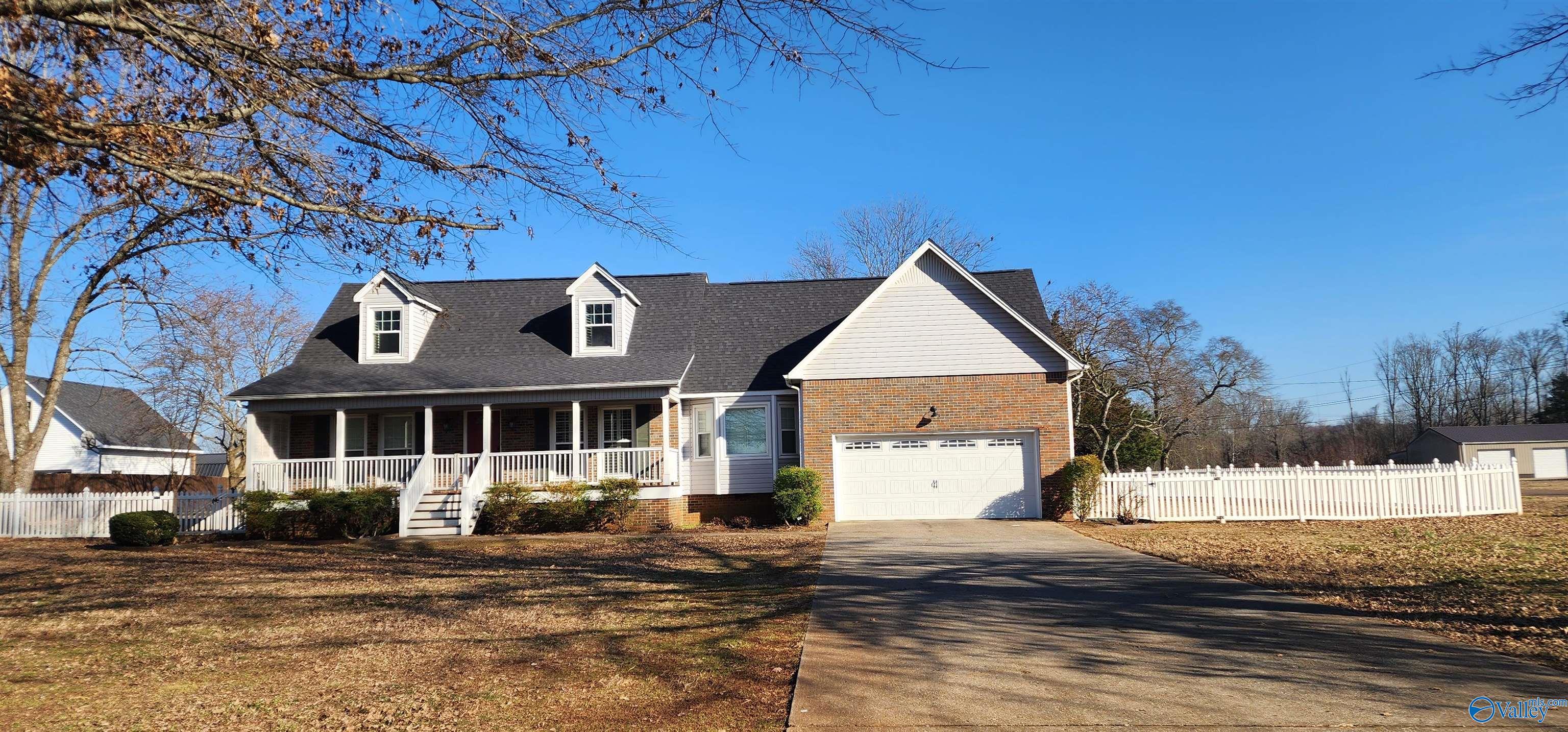 105 Darr Drive — photo