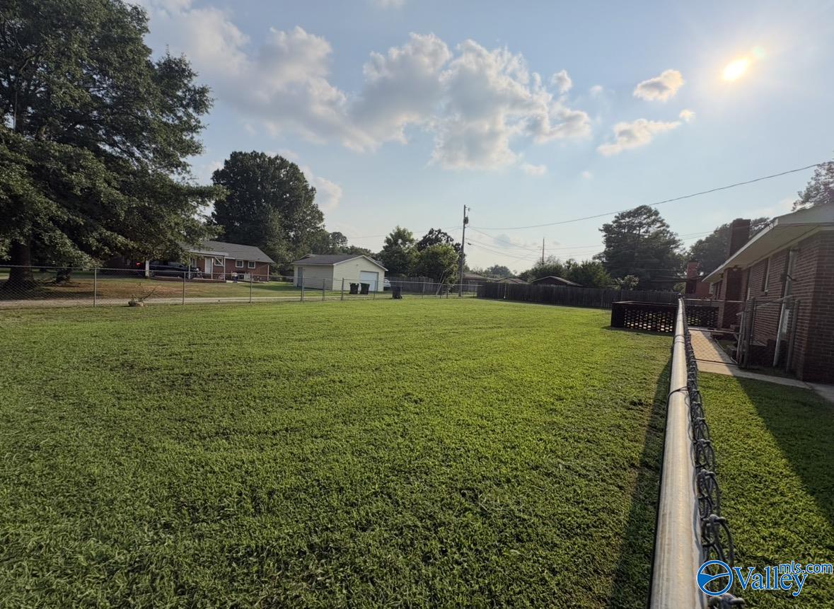 1205 SW Thomas Drive, Decatur, AL 35601 — photo 3
