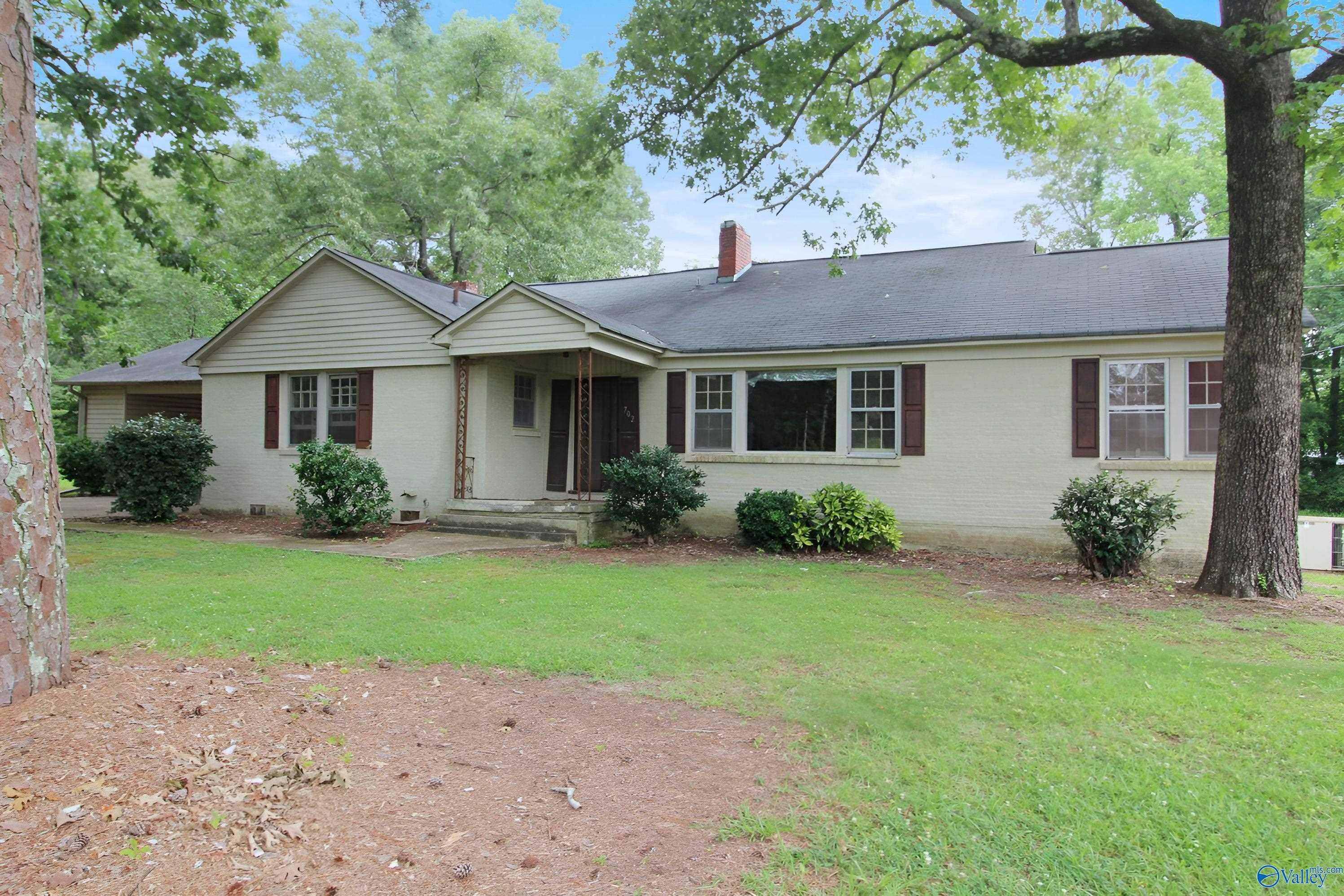 702 Tidmore Bend Road — photo