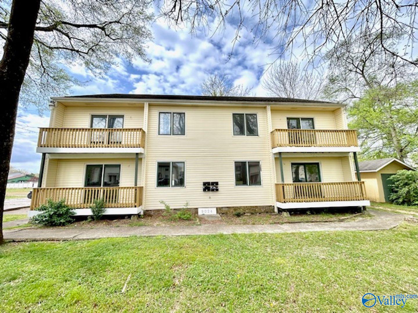 9024 Mahogany Row #a — photo