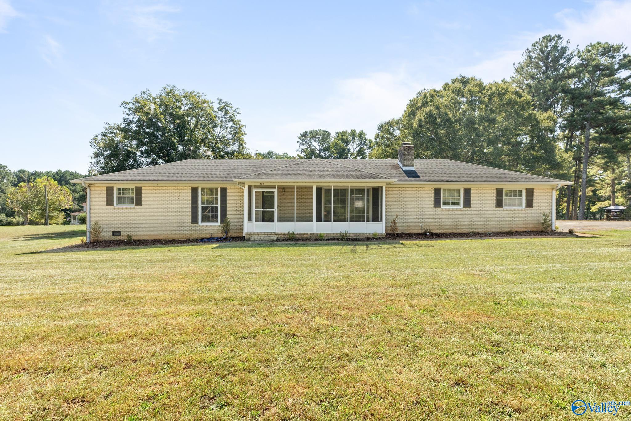 280 Bonnie Circle — photo
