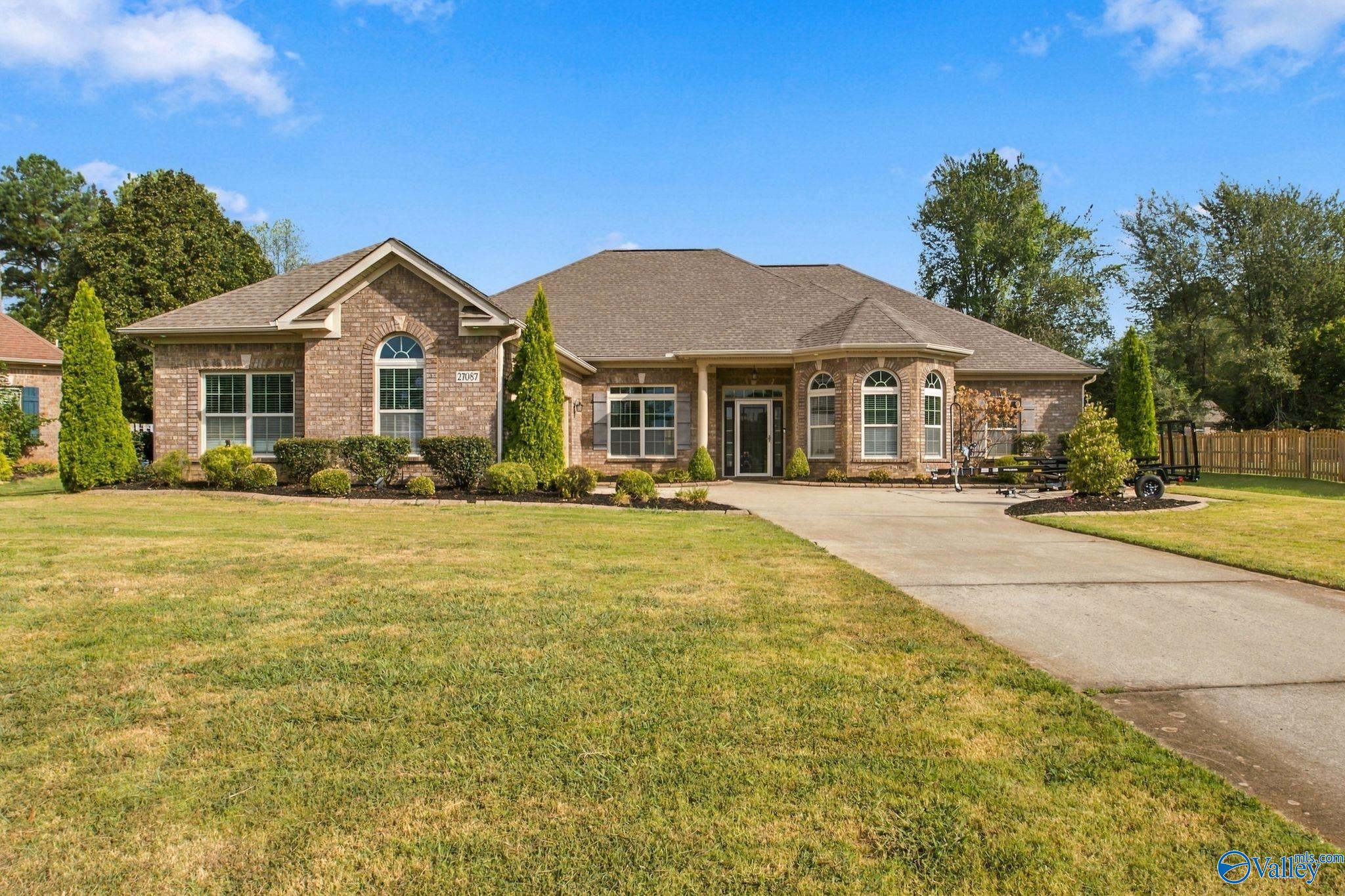 27087 Seven Pines Lane — photo