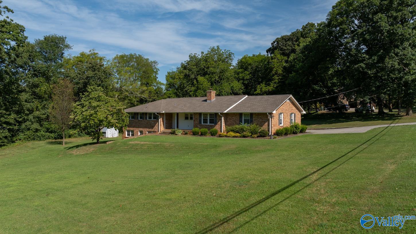 619 Dellwood Road SE — photo