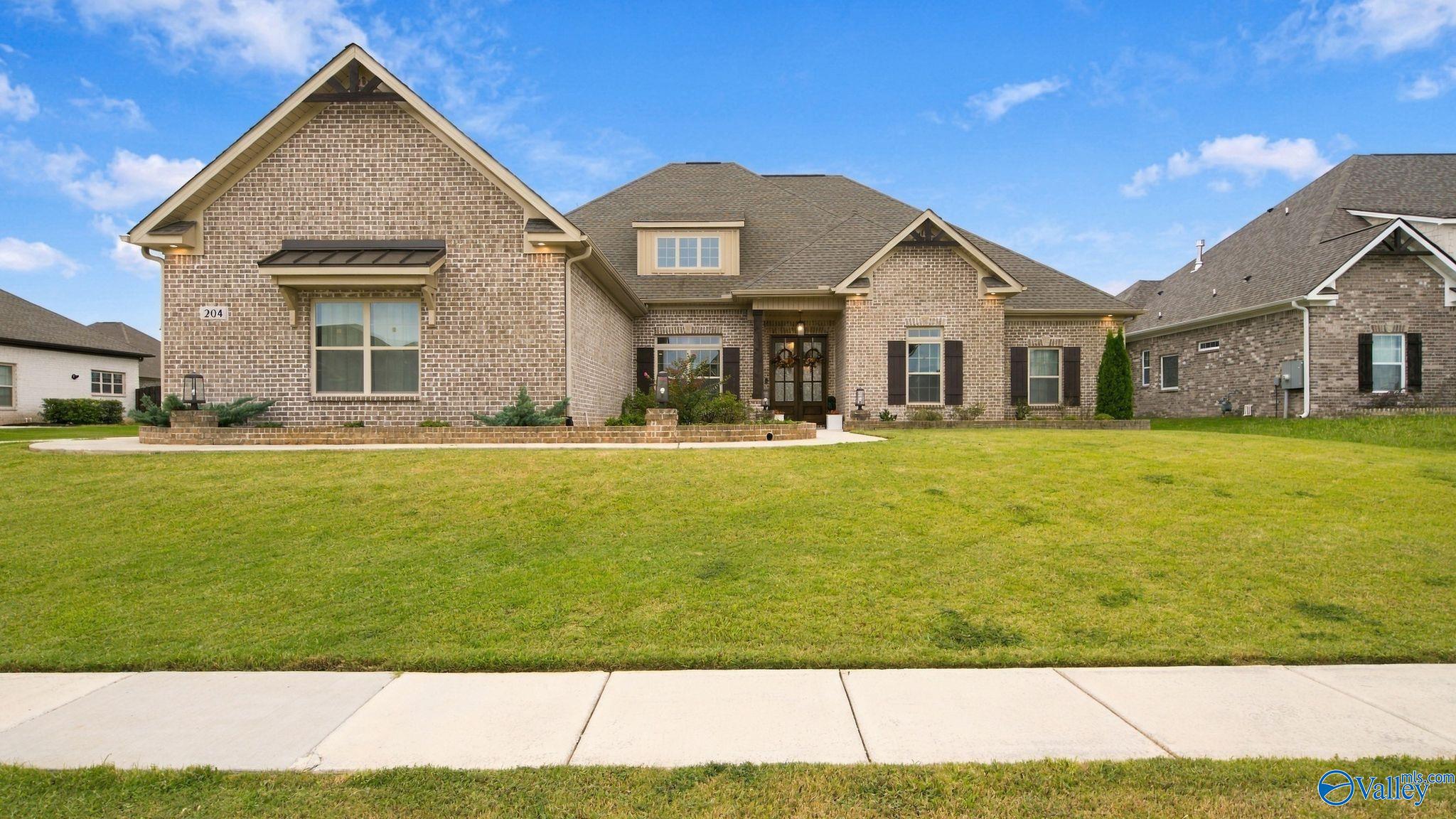 204 Maple Branch Court — photo