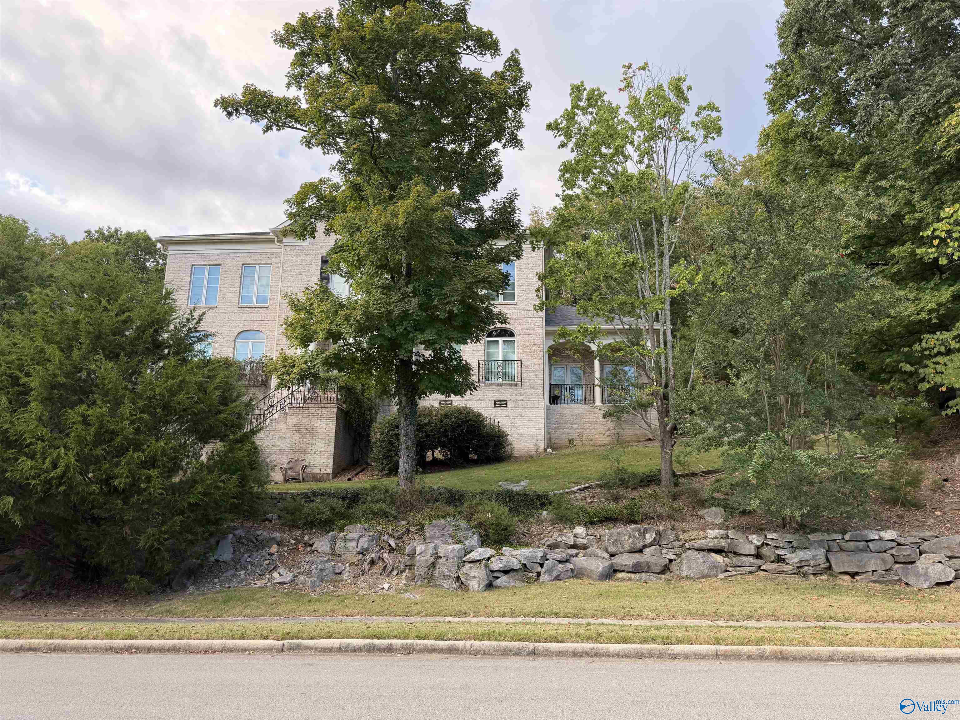 2721 Muir Woods Drive, Hampton Cove, AL 35763 | Realty.com