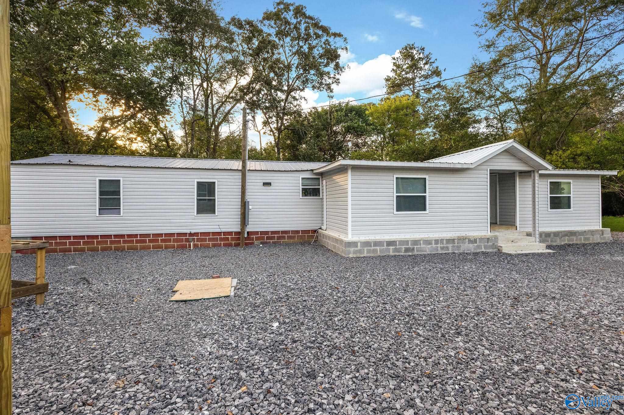 265 Robin Drive — photo