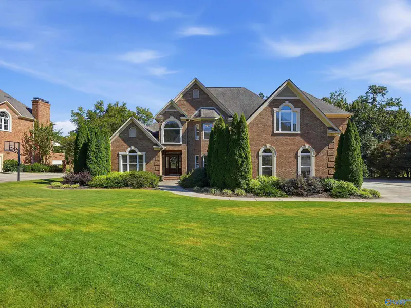 113 Southern Pointe Drive — photo