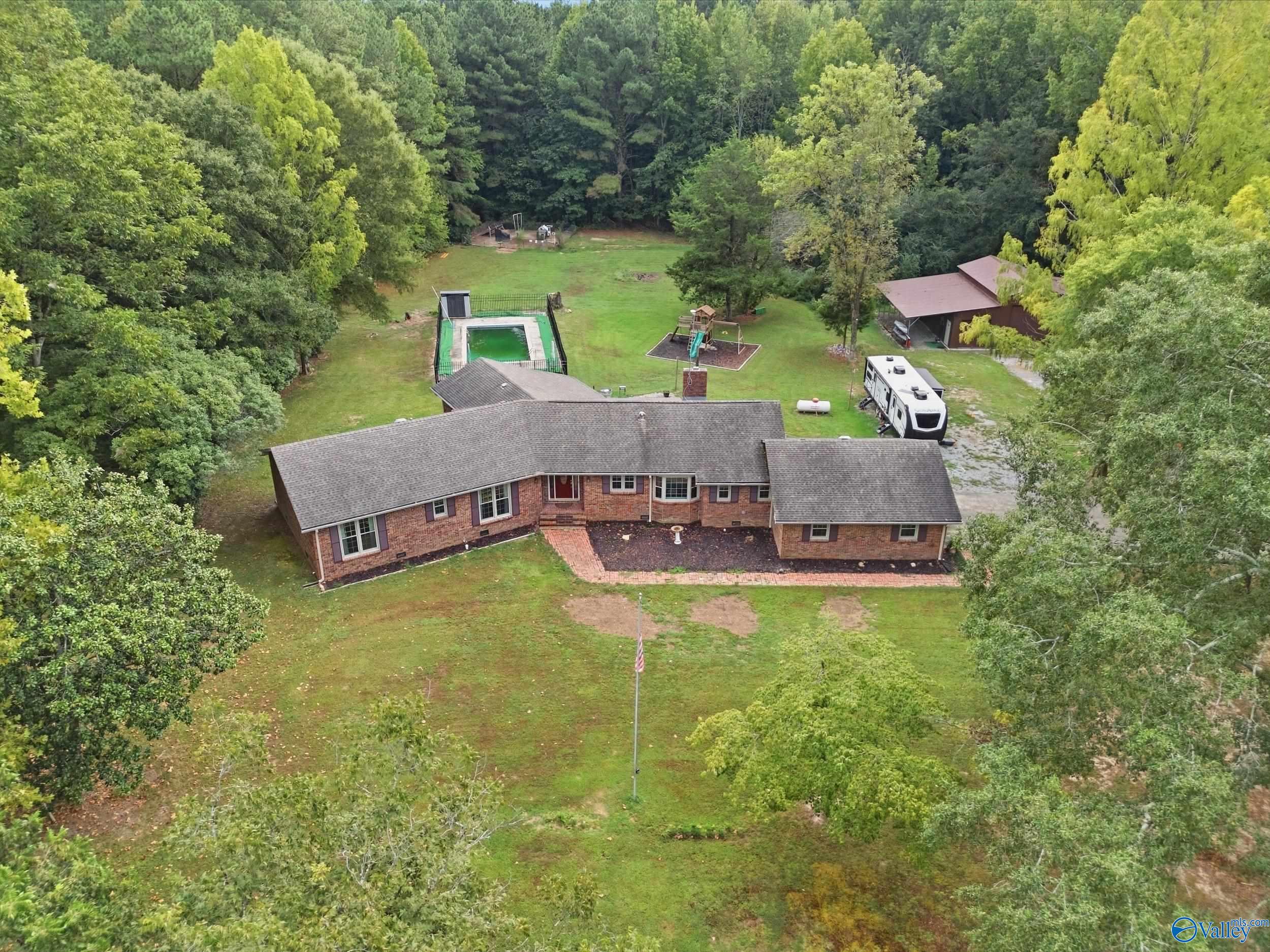 2306 Bethel Road NE — photo