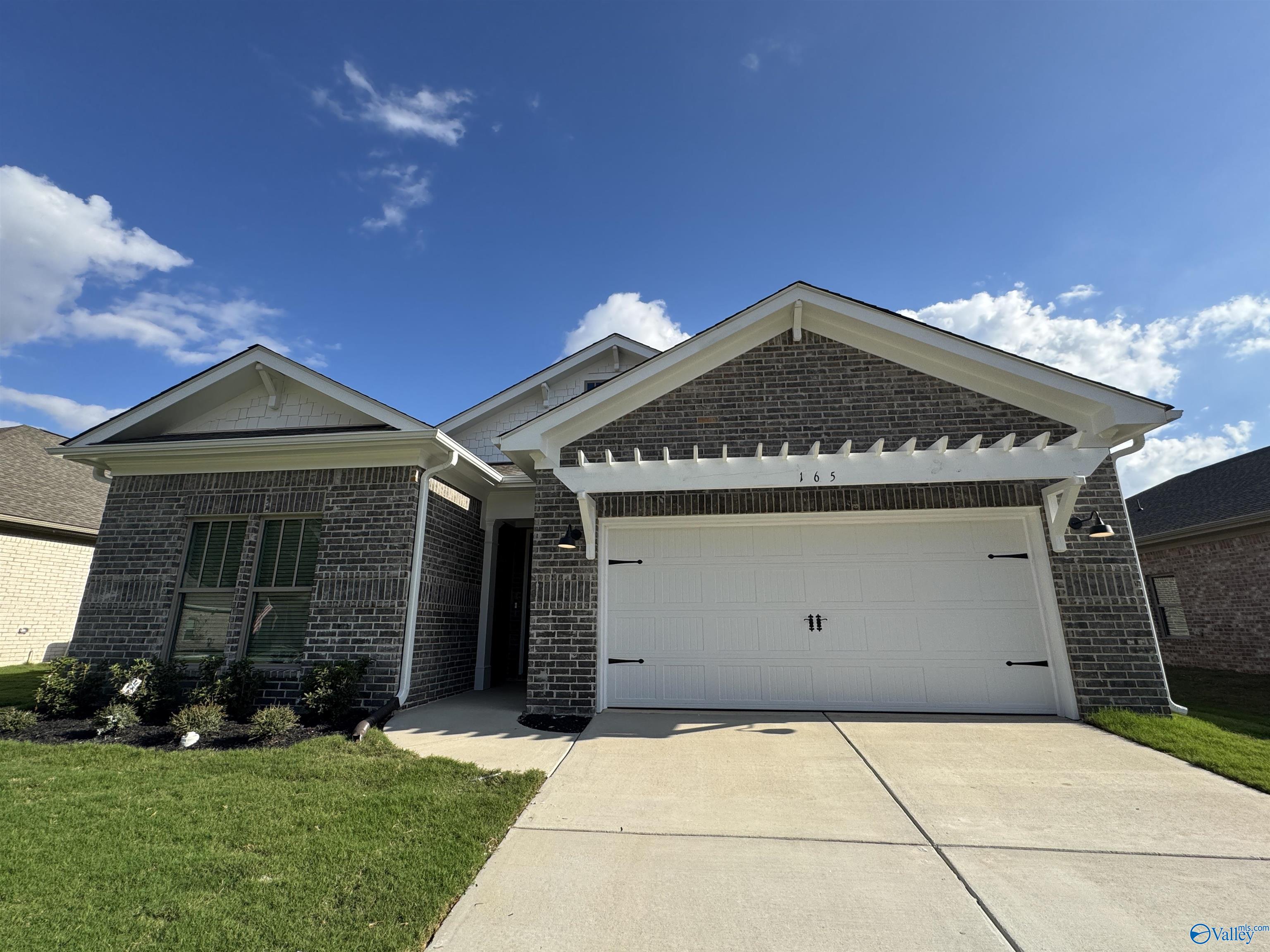 165 Clift Creek Drive — photo