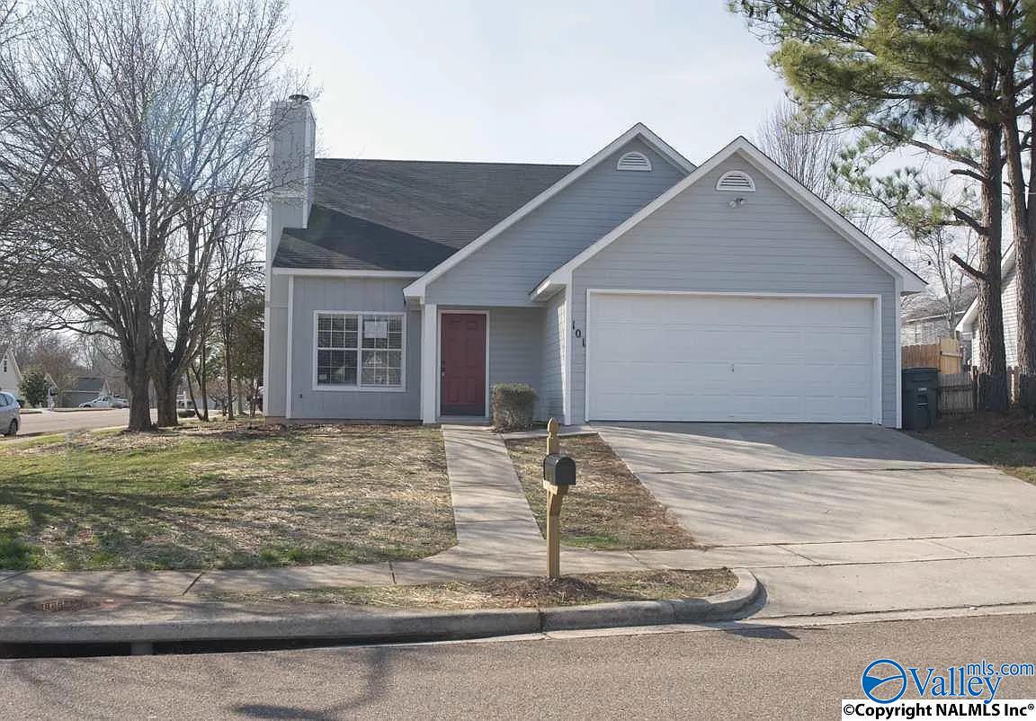 101 NW Sugar Bluff Lane — photo