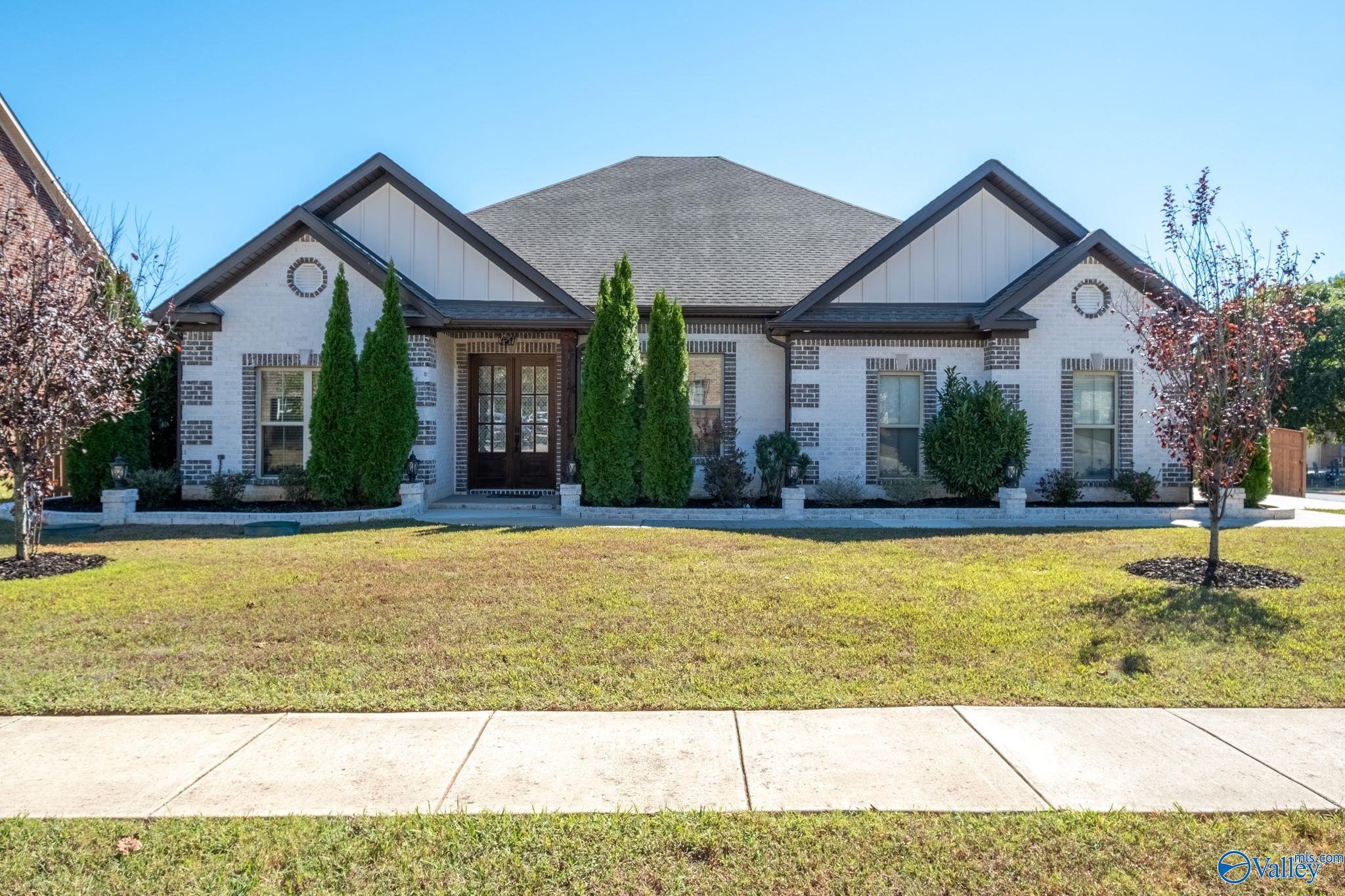 125 Ramsbrook Drive — photo