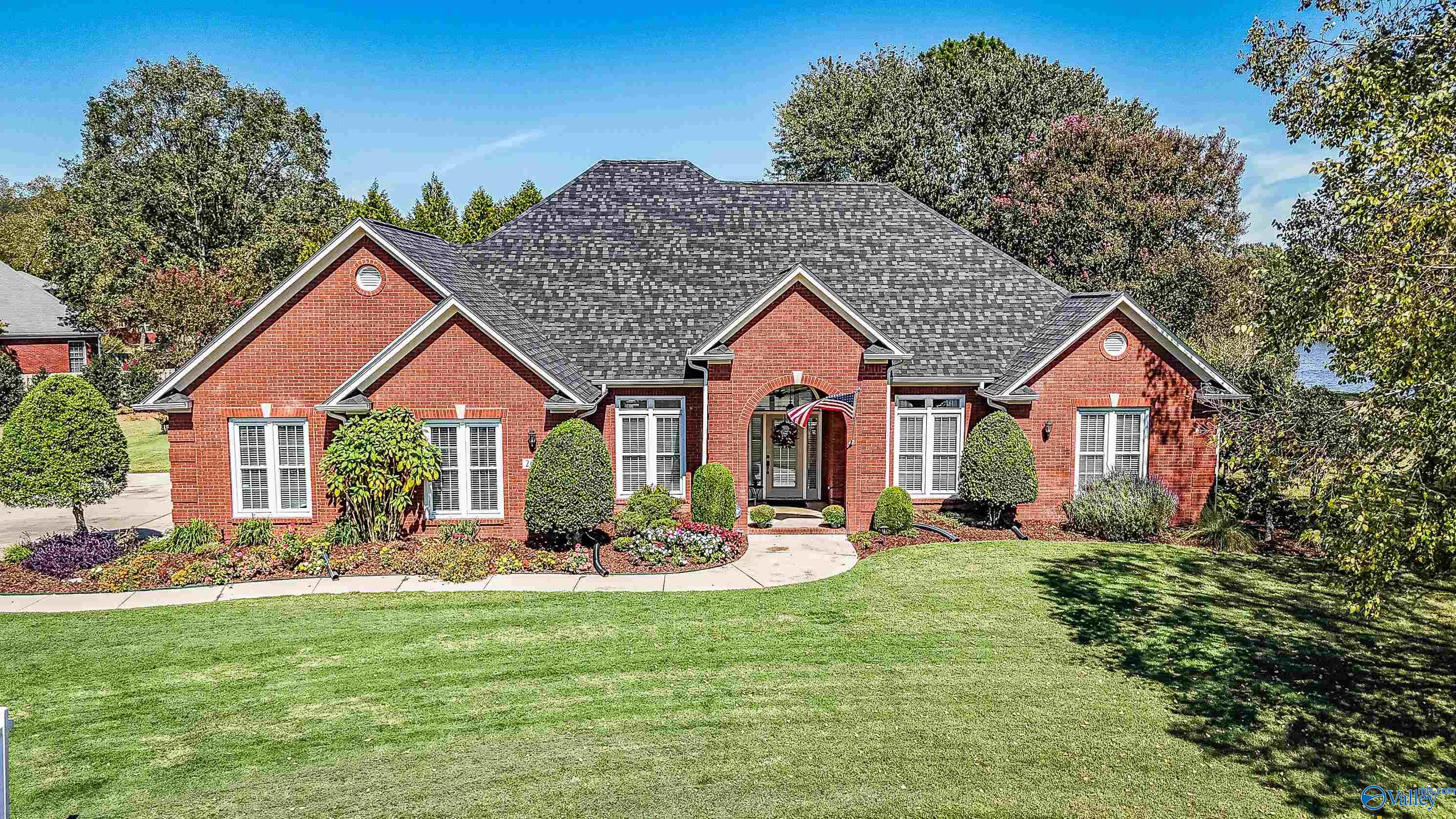 2611 Sandalhaven Drive — photo