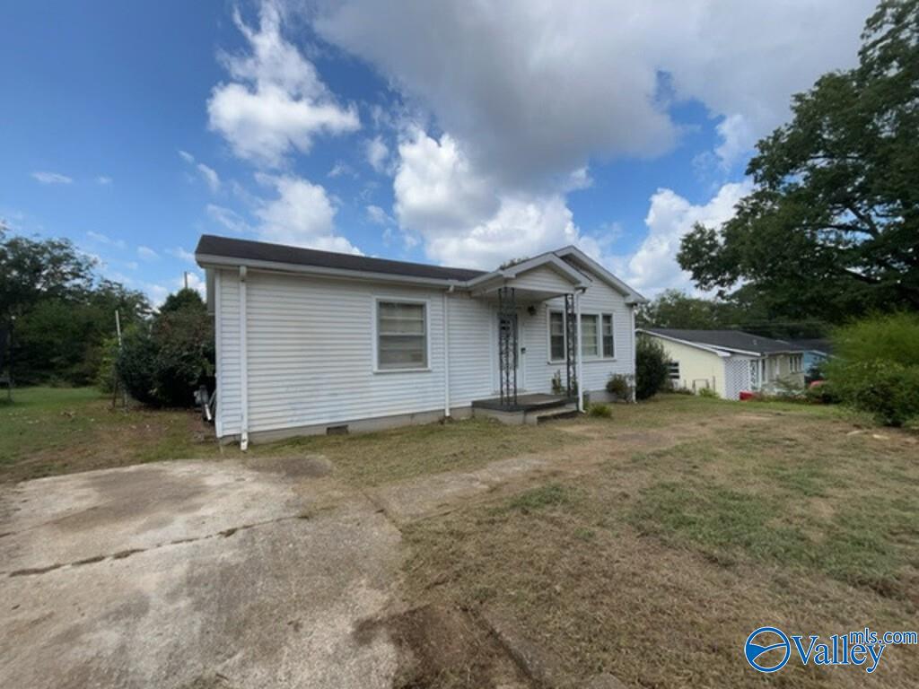 409 Allen Drive — photo