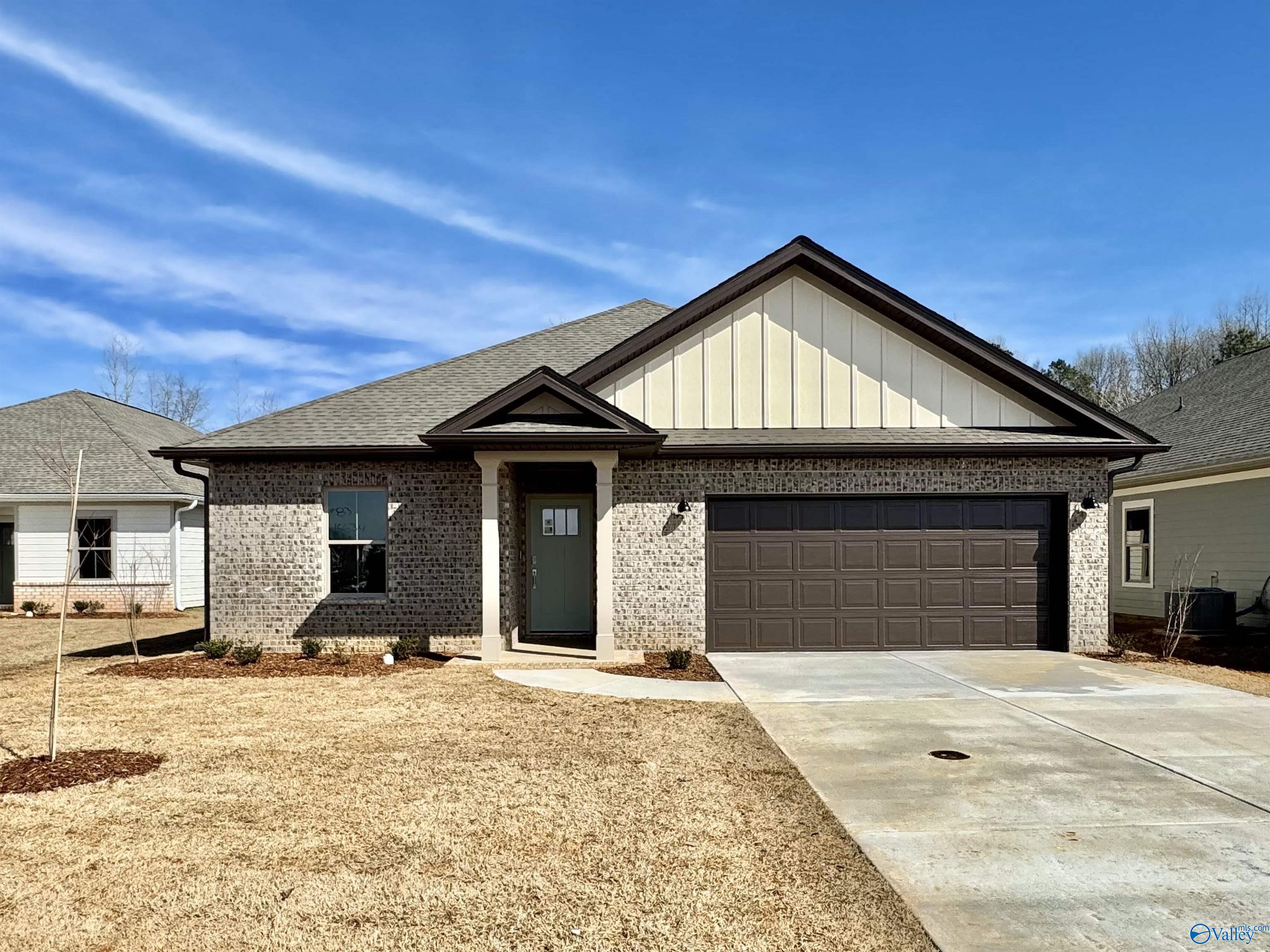 7275 SE Maple Creek Drive — photo