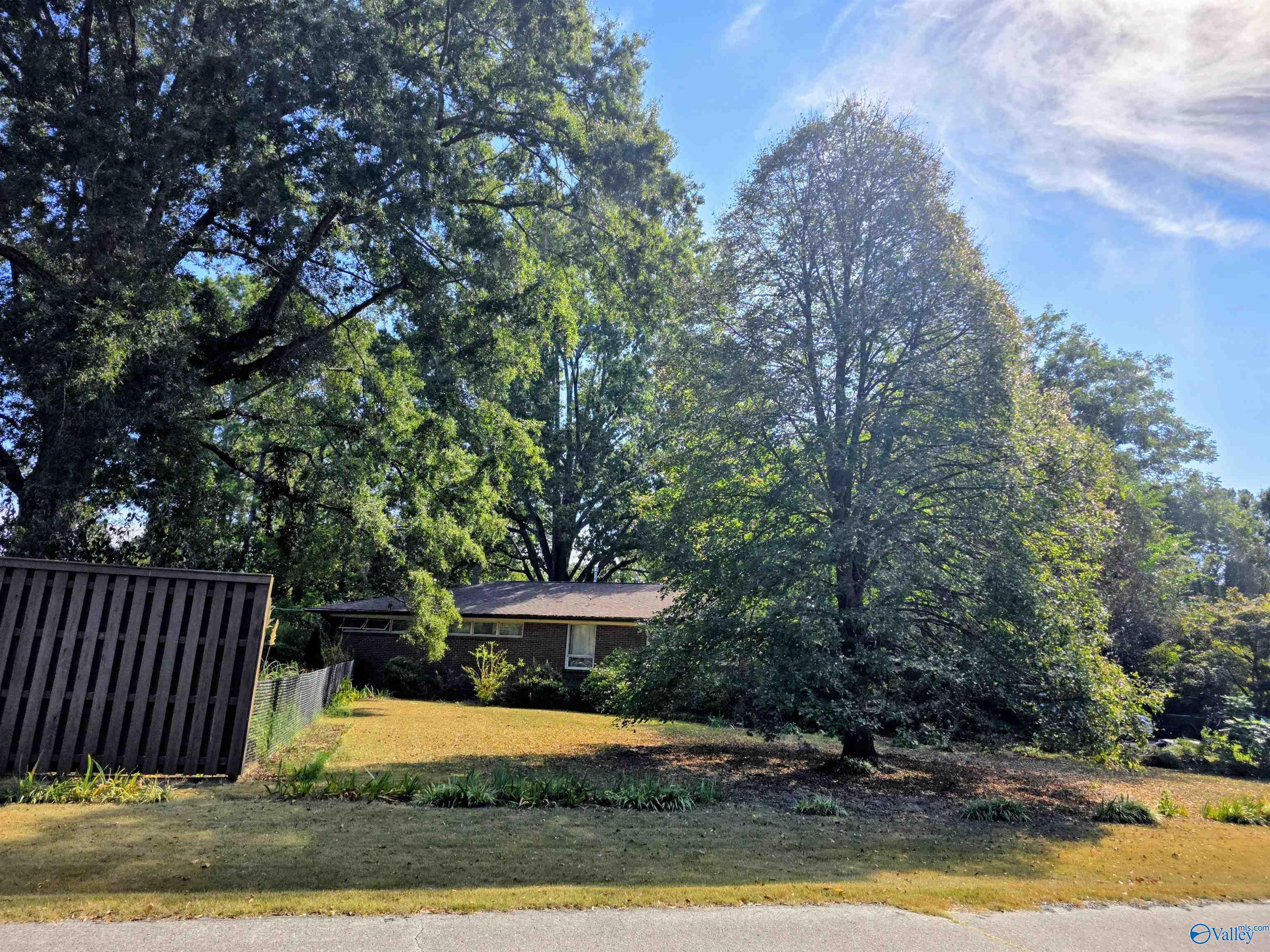 10101 Cahaba Drive — photo