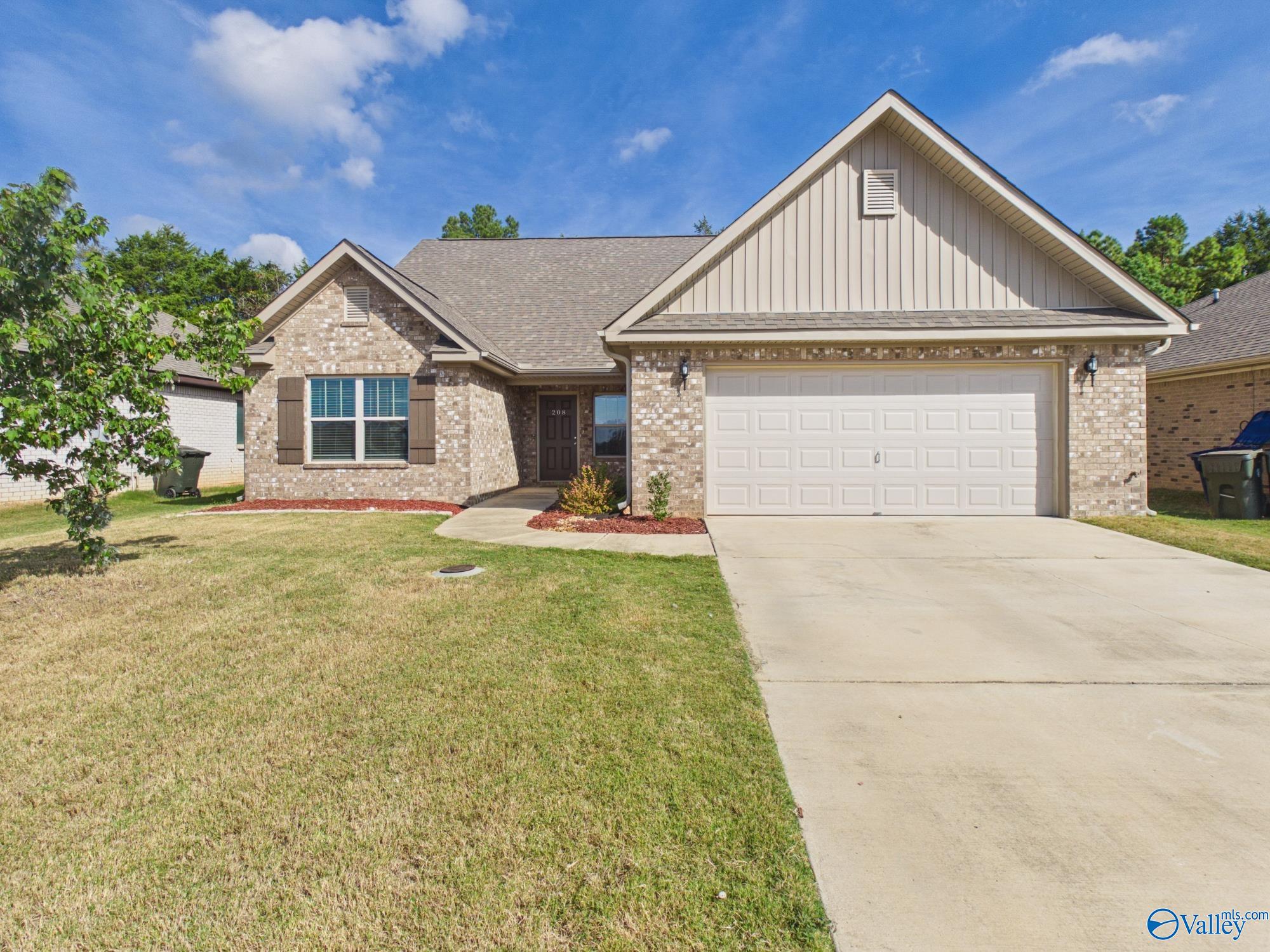208 Green Garden Drive — photo