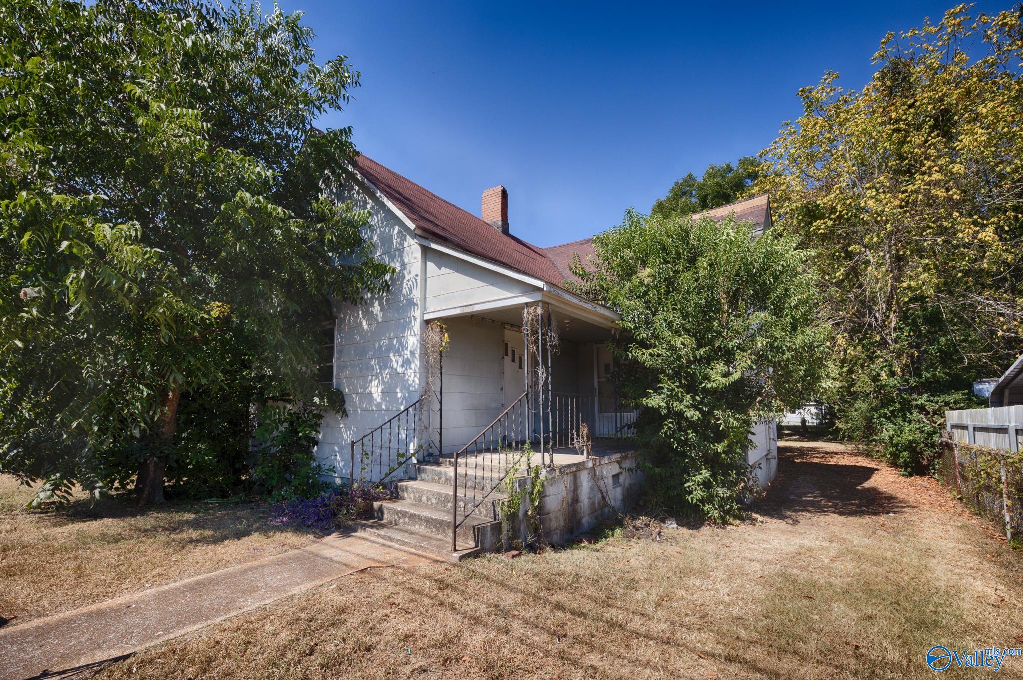 2808 10th Avenue SW — photo