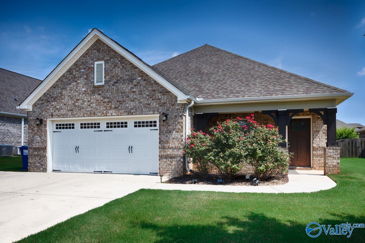 104 Goldfinch Drive — photo