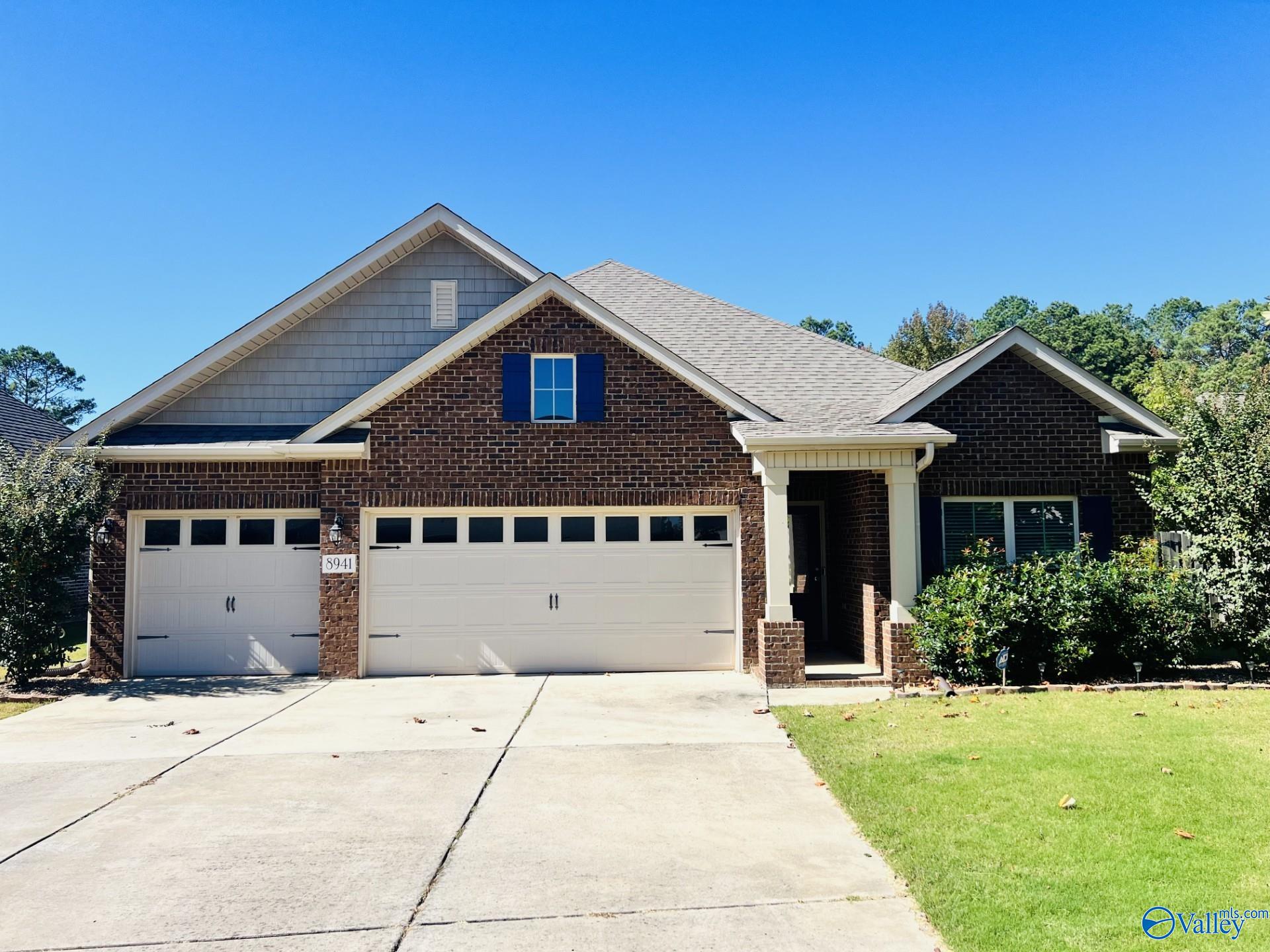 8941 Segers Trail Loop — photo