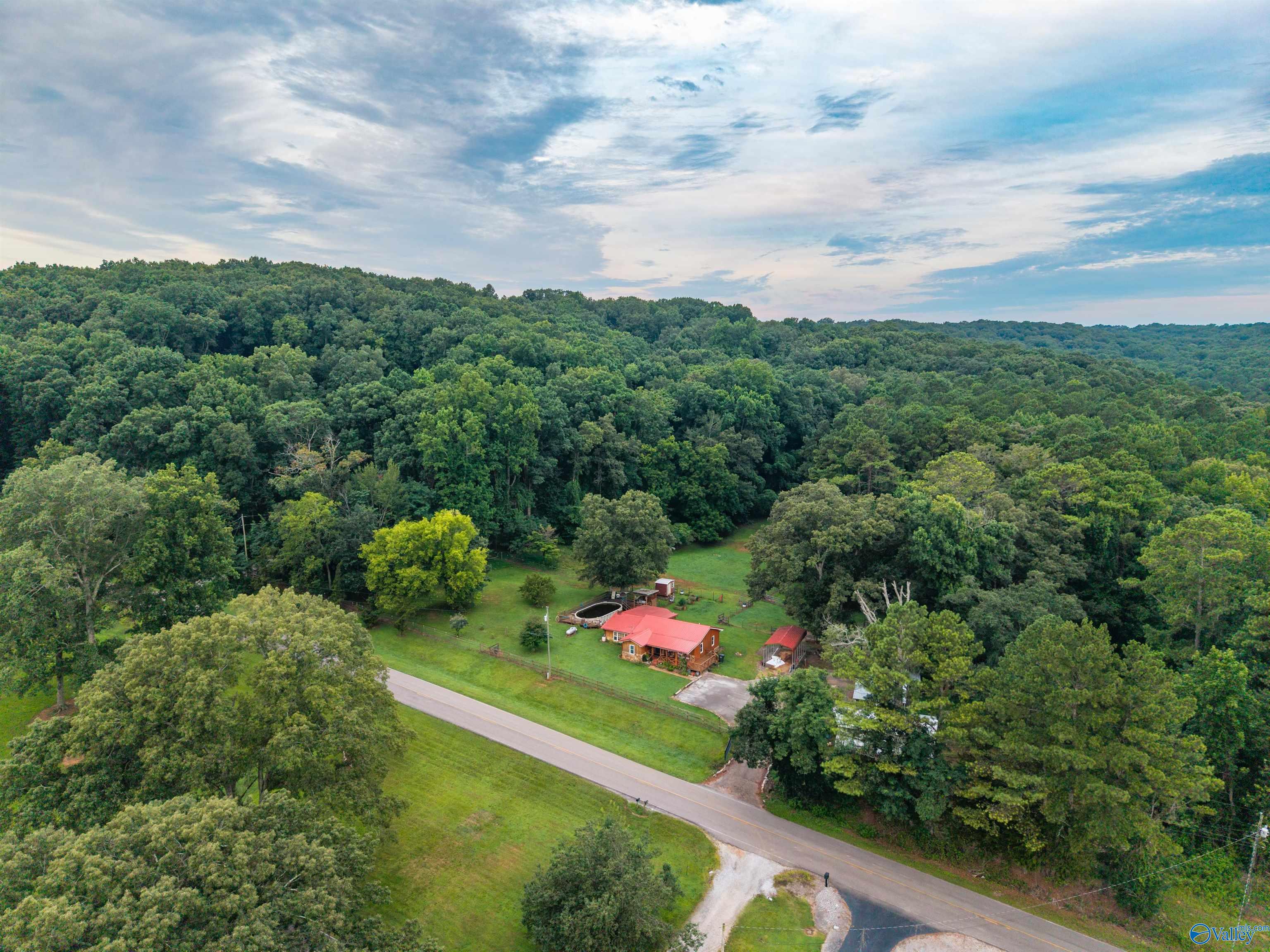 1374 NE Thompson Road — photo