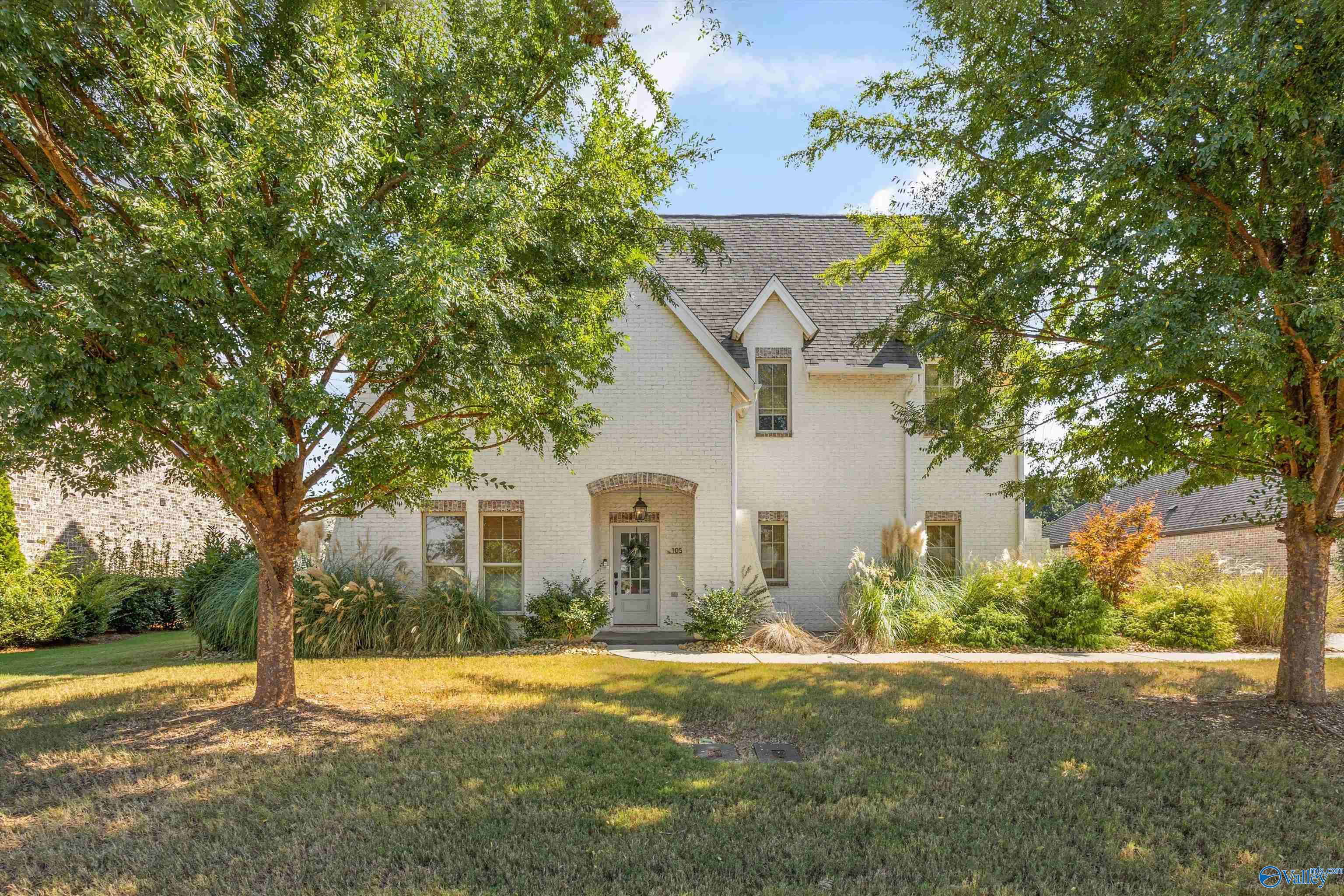 105 Starling Drive — photo