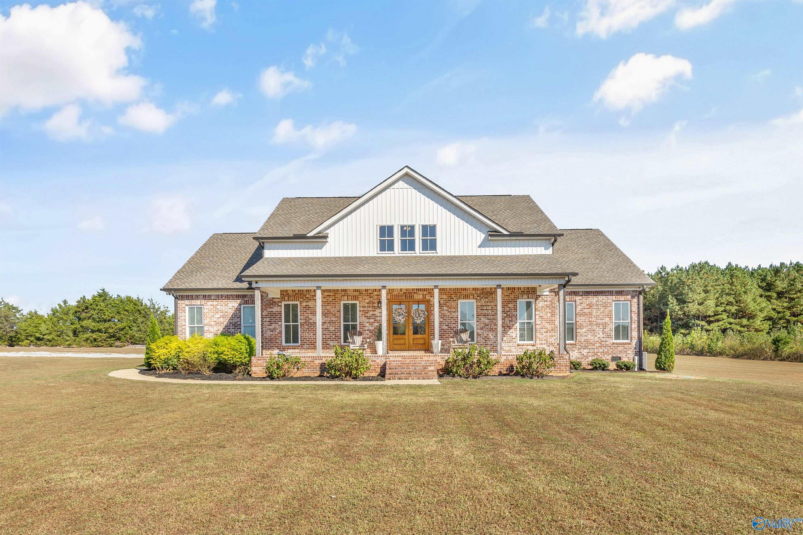 23622 Mooresville Road — photo