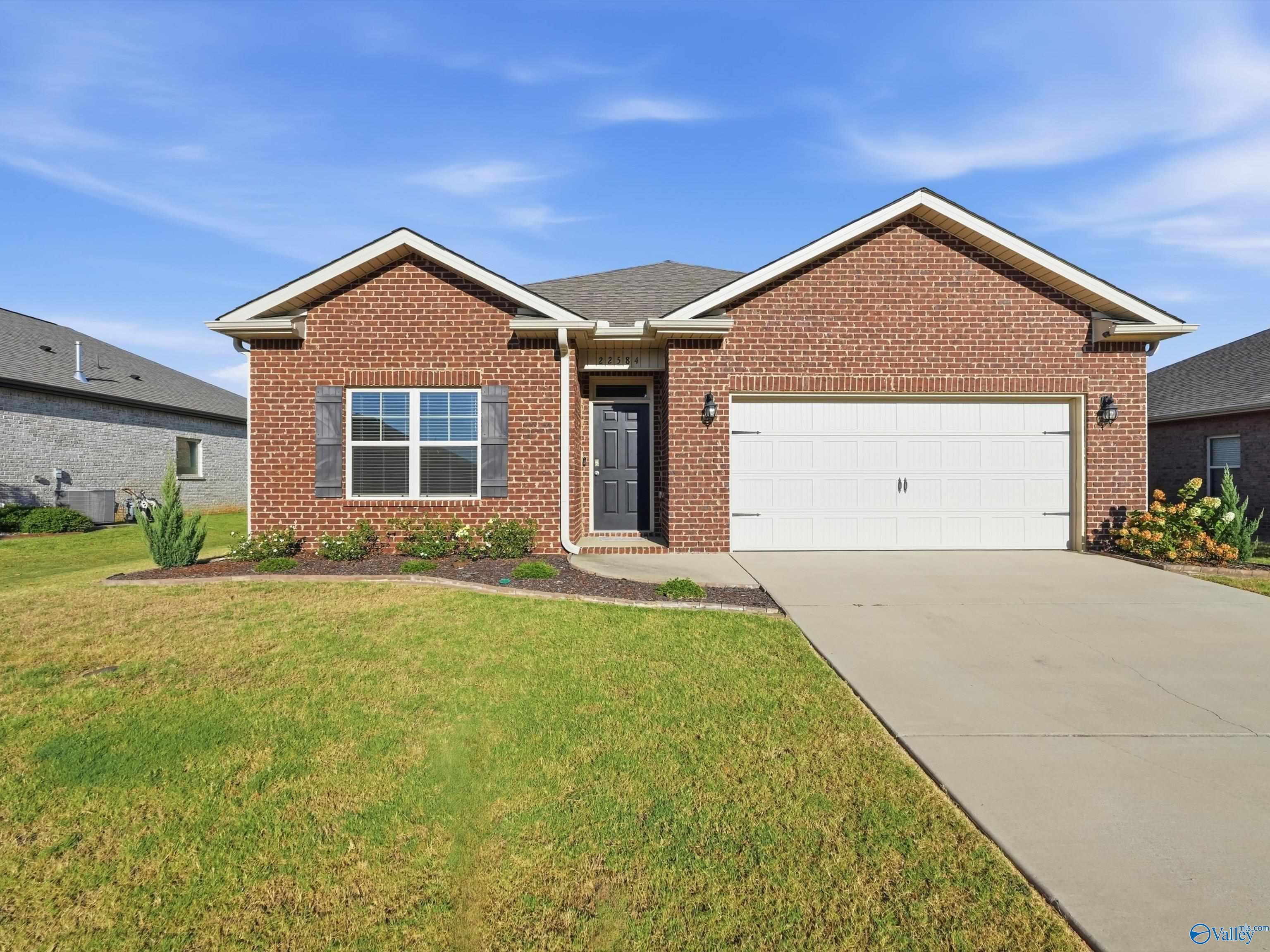 22584 Regent Drive — photo
