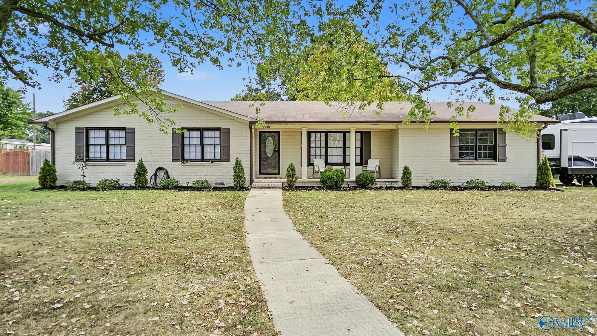 1000 Jackson Drive — photo