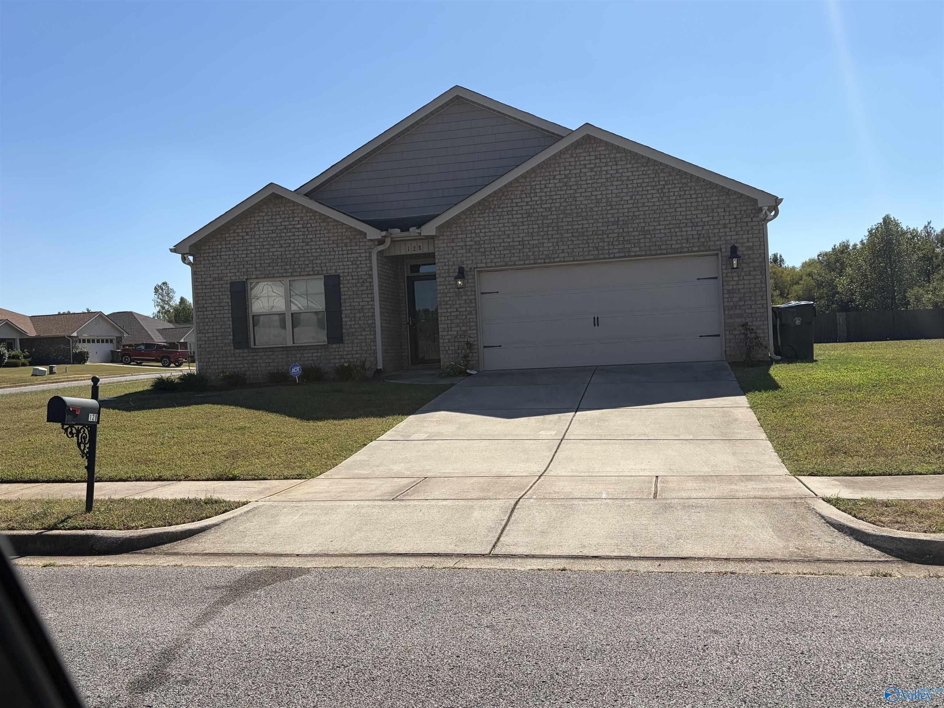 128 Pine Landing Drive — photo